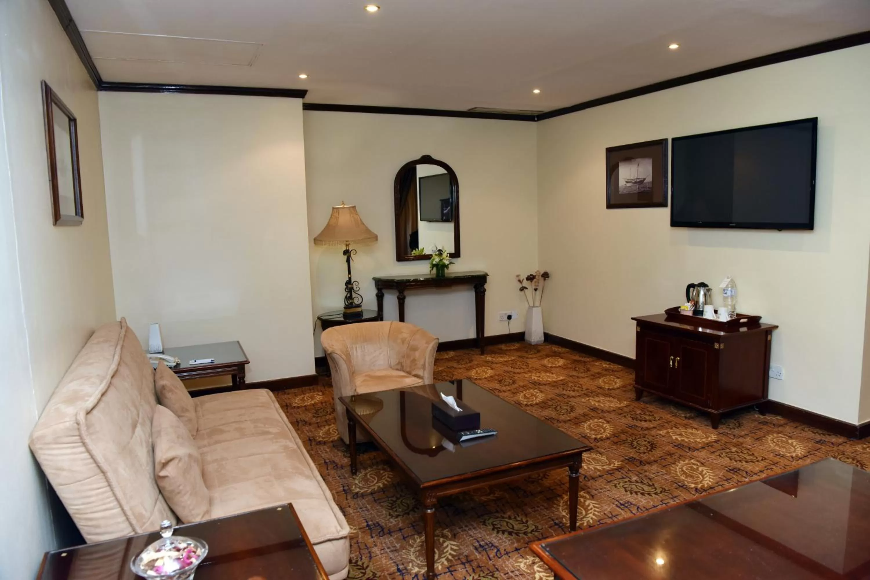 Bedroom, Seating Area in Inn & Go Kuwait Plaza