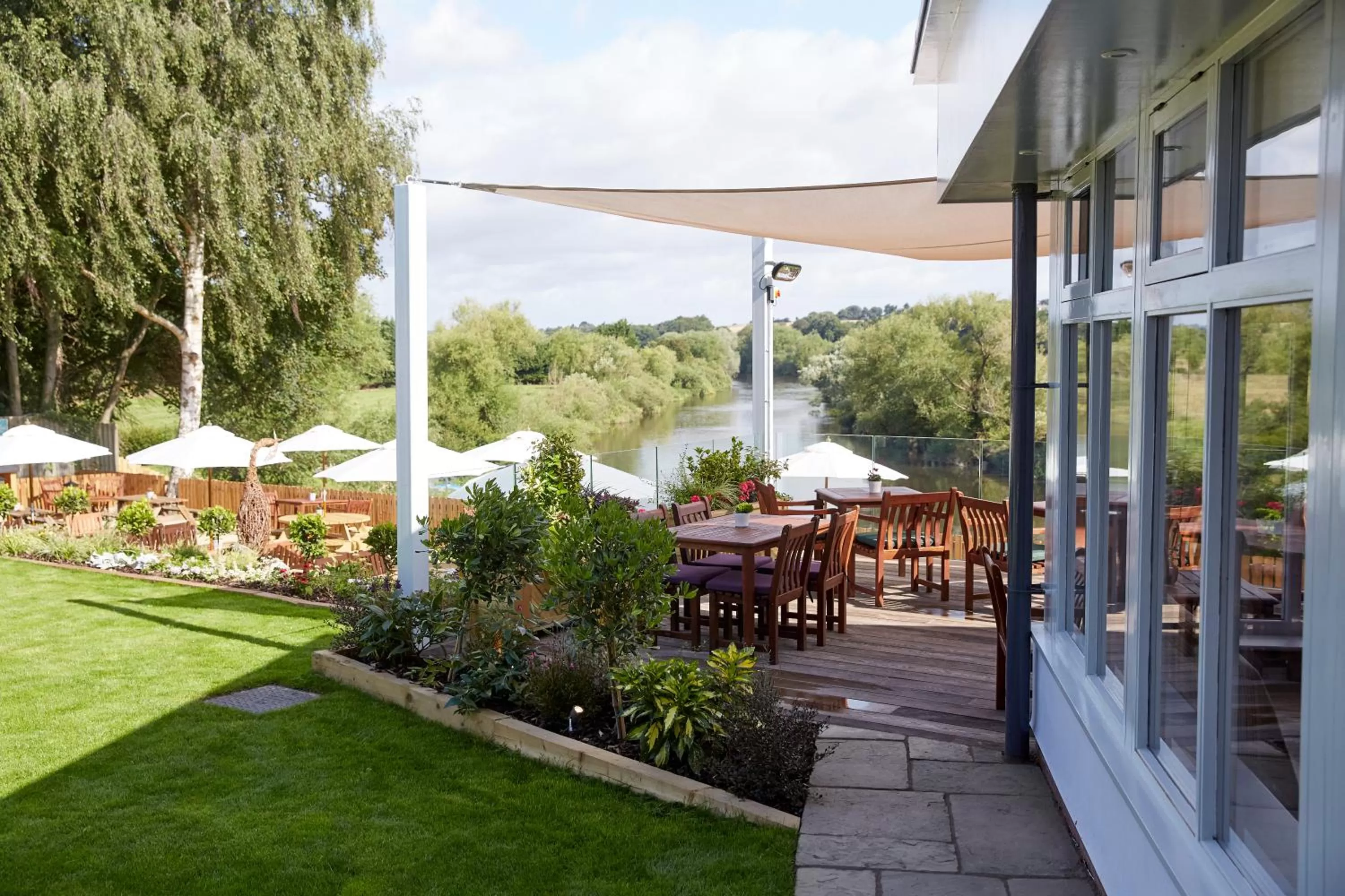 Garden in Riverside Inn by Chef & Brewer Collection