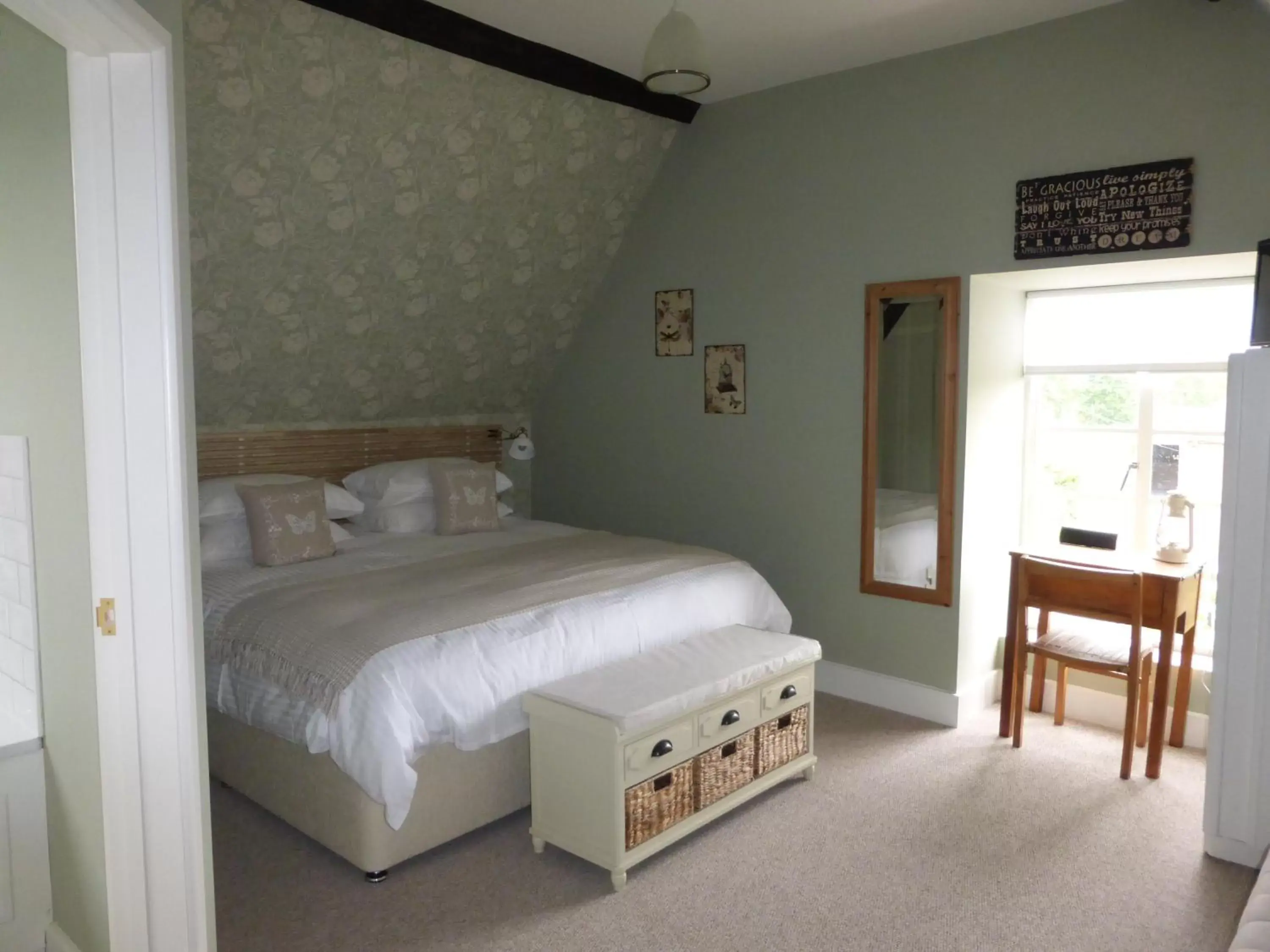 Bedroom, Bed in Home Farm House