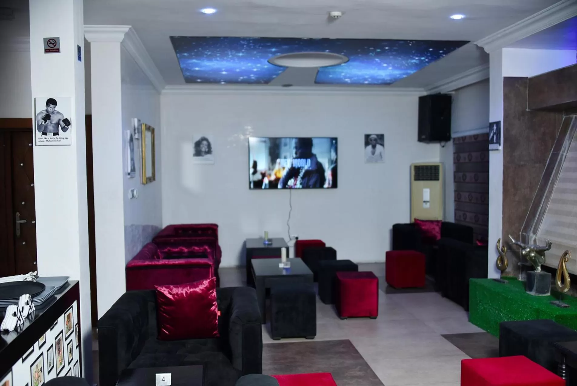 Restaurant/Places to Eat in 1804 Boutique Hotel