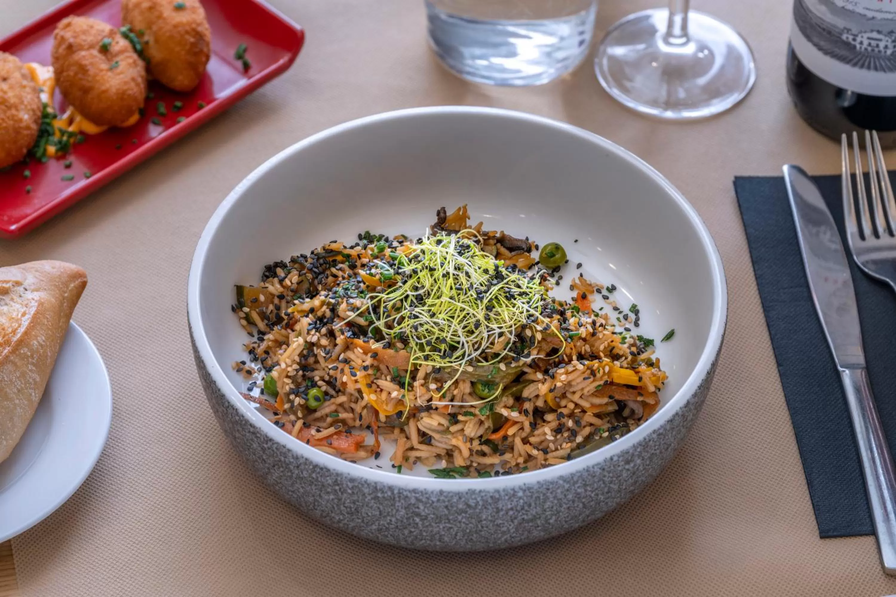 Restaurant/places to eat in Hotel SERHS Rivoli Rambla