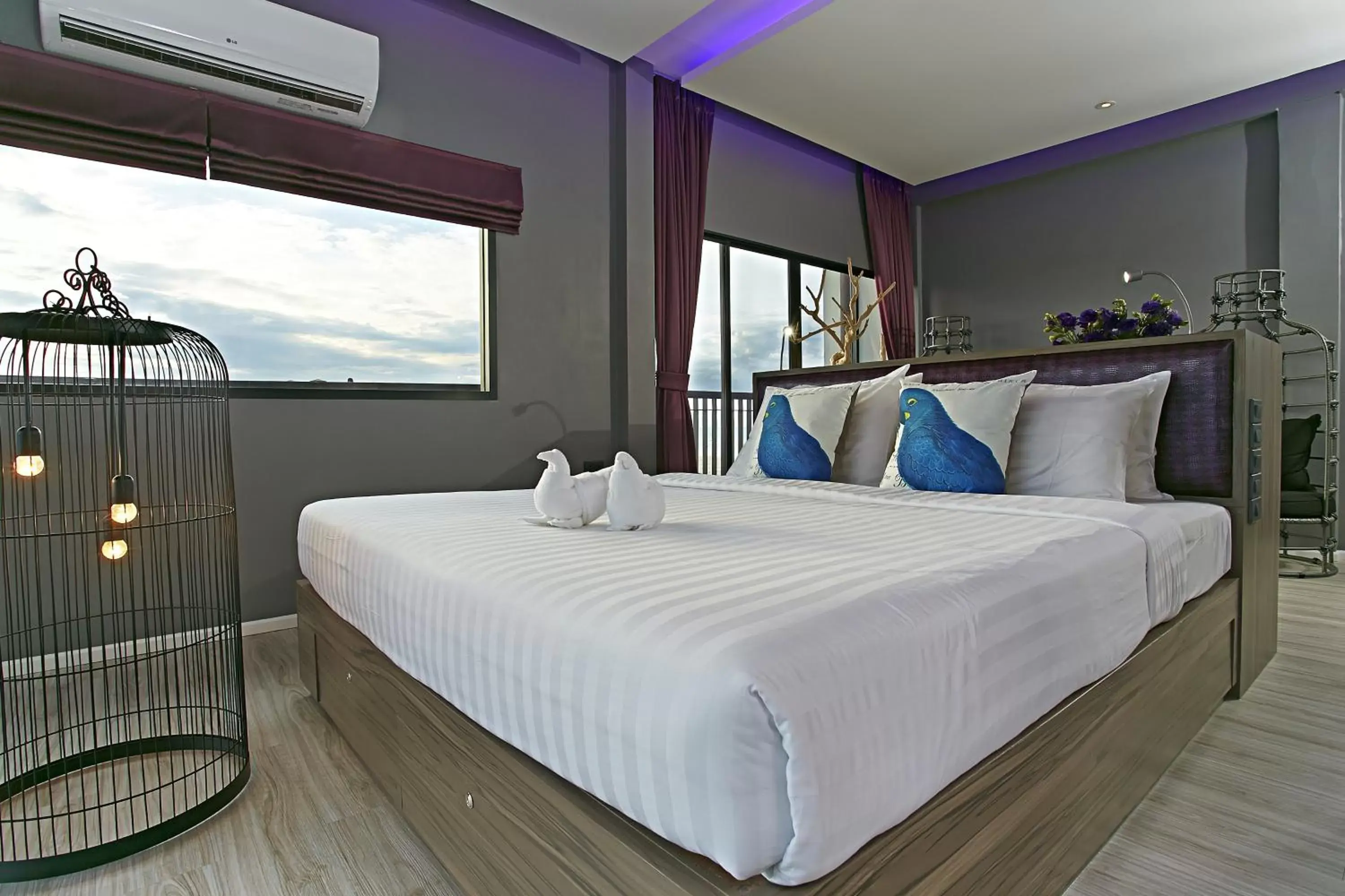 Bed in The Weekend Pattaya (Tweet Tweet Nest Pattaya)