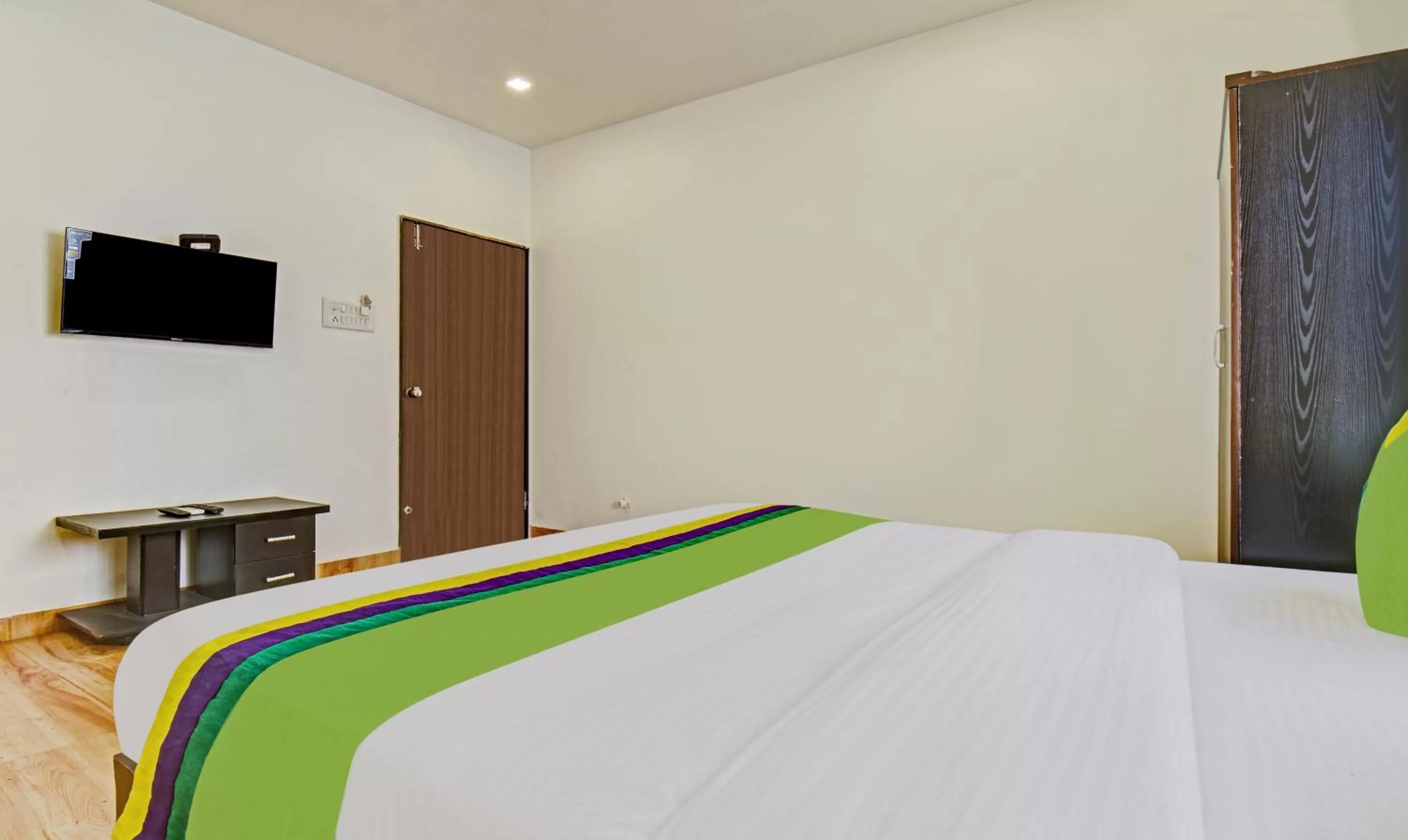 Bed in Treebo Villa Inn Aurangabad