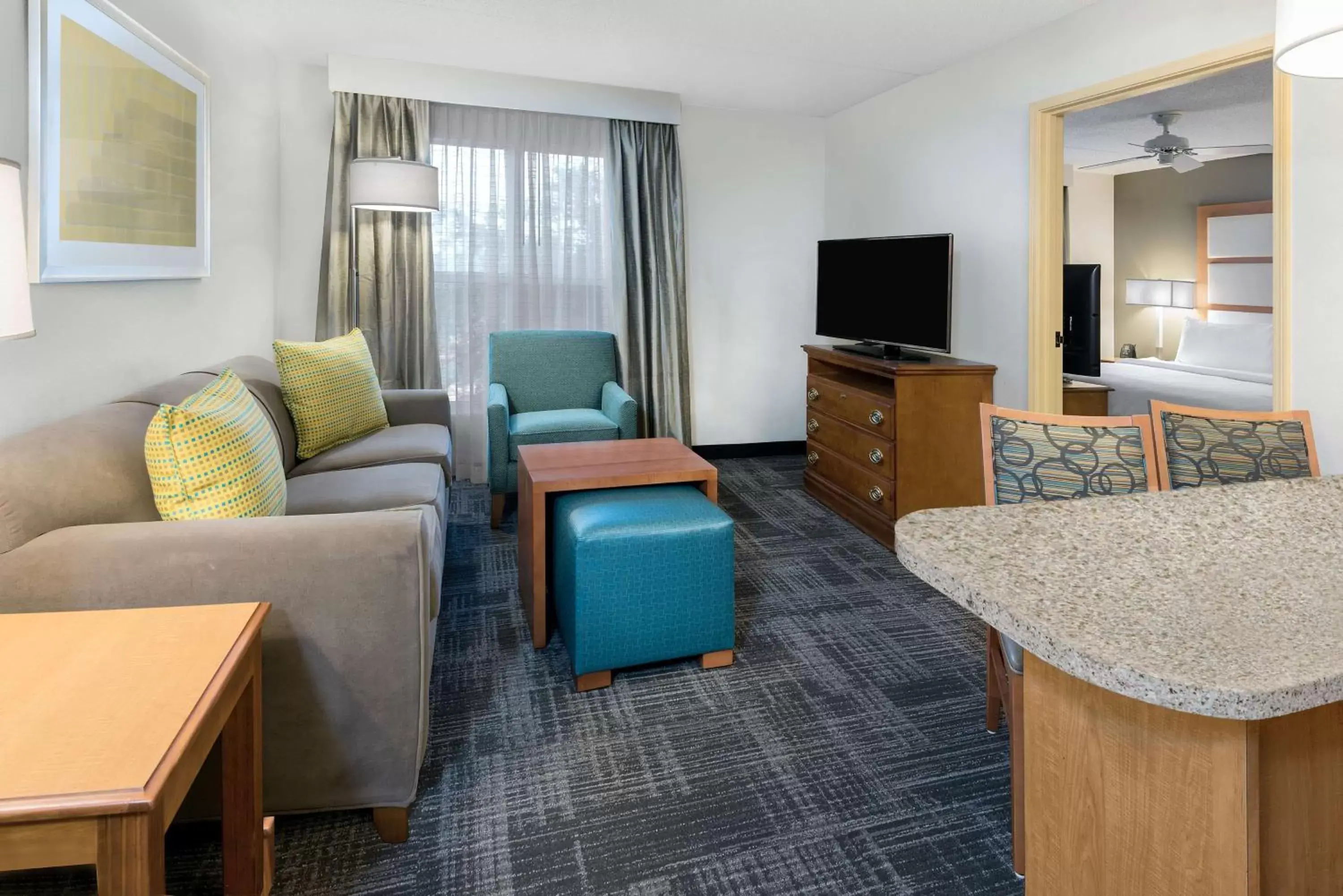 Bedroom, Seating Area in Homewood Suites Phoenix-Metro Center