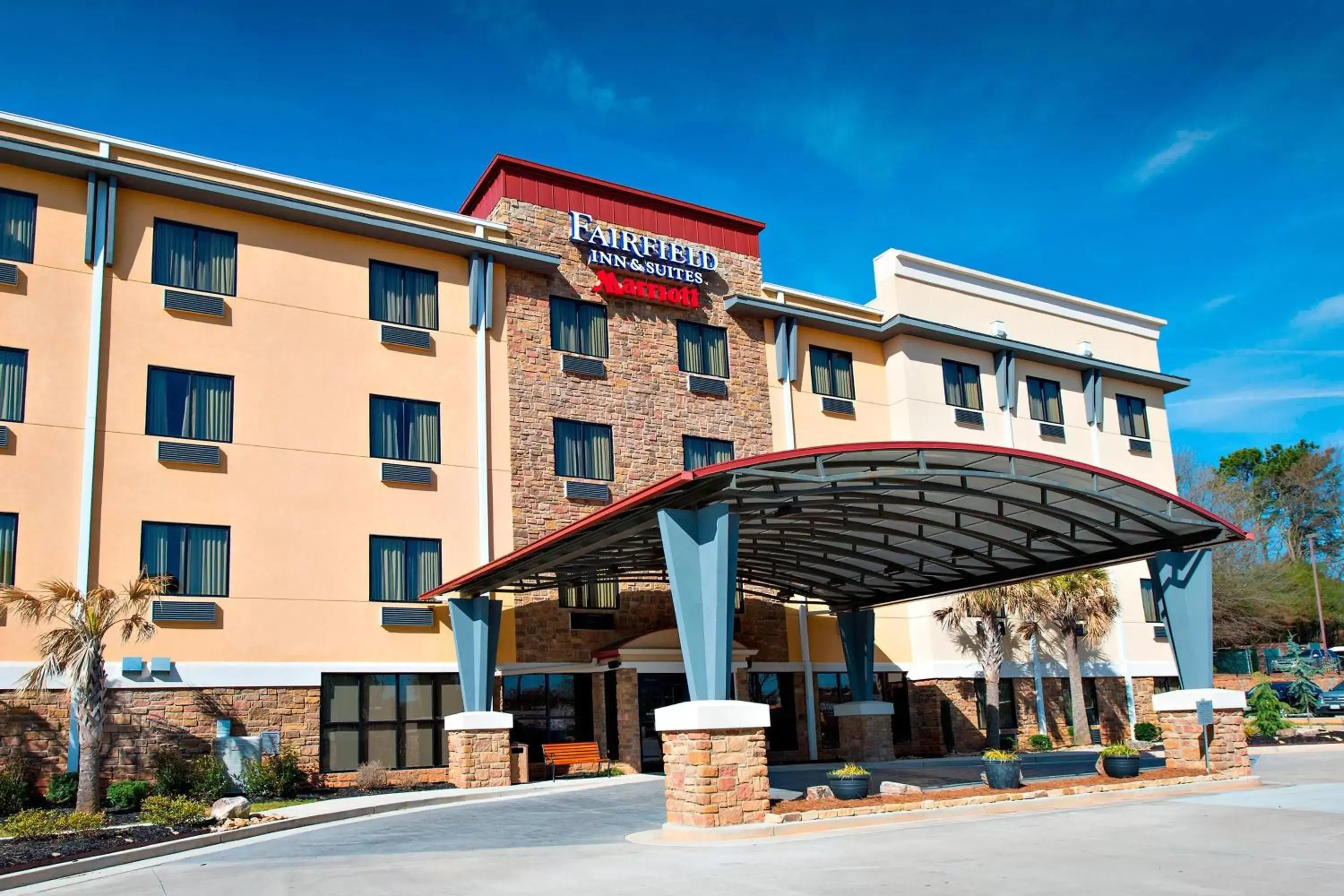 Property Building in Fairfield Inn & Suites by Marriott Gainesville