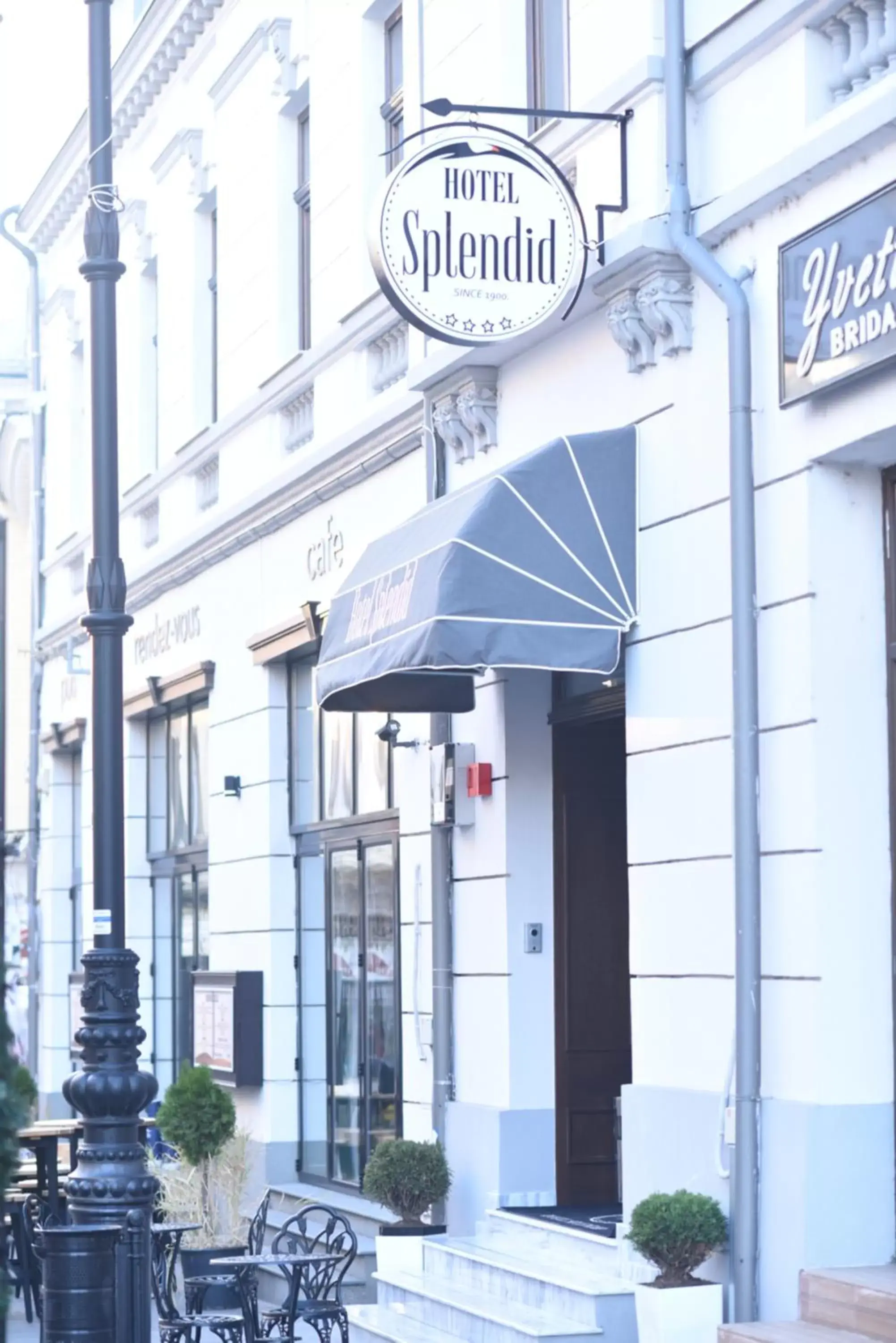 Facade/entrance in Hotel Splendid 1900