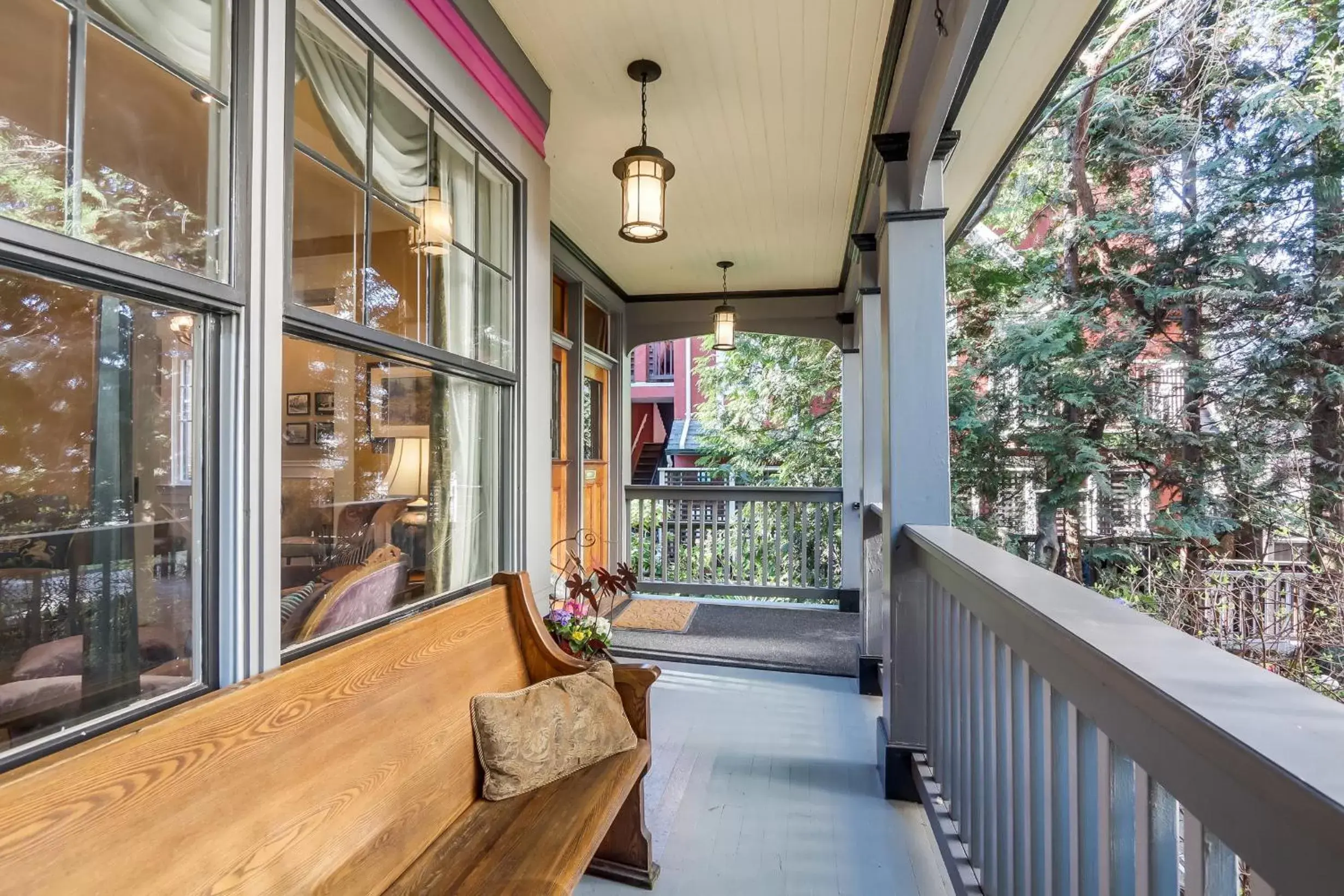 Balcony/Terrace in West End Guest House