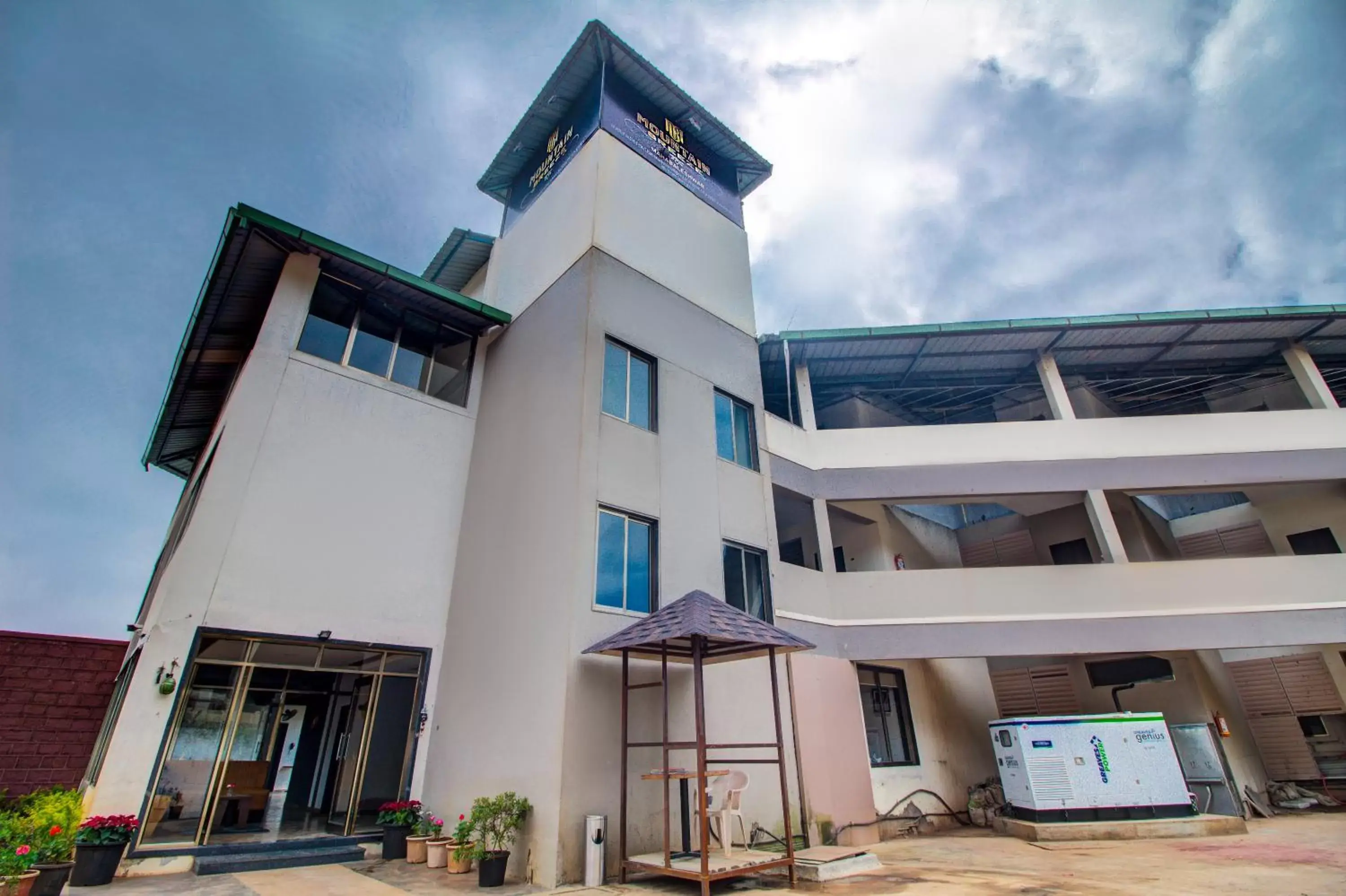 Property building in Mountain Breeze Resort, Mahabaleshwar Property building in Mountain Breeze Resort, Mahabaleshwar