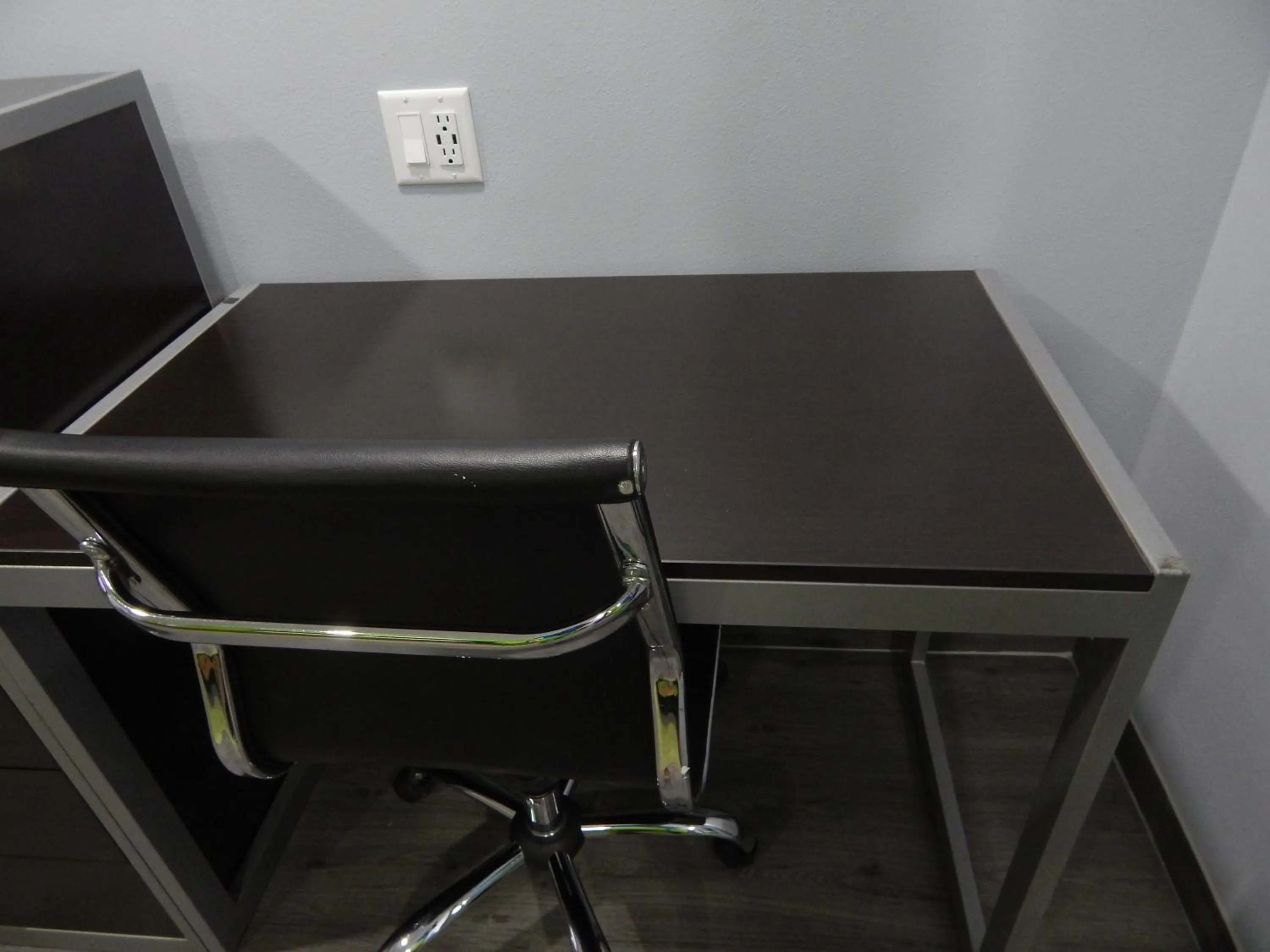 Seating area in Executive Inn Fort Stockton