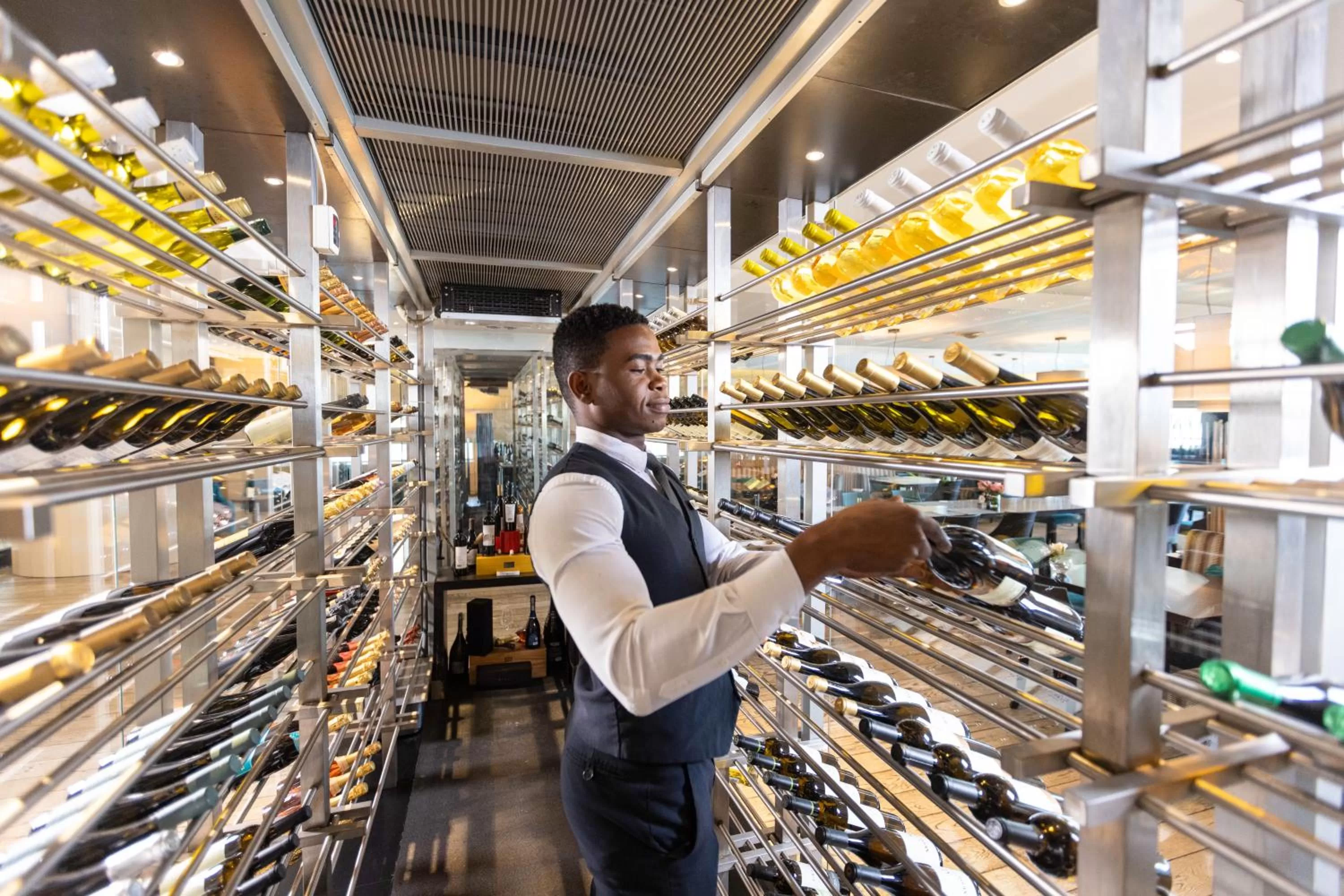 Restaurant/places to eat in EPIC SANA Luanda Hotel