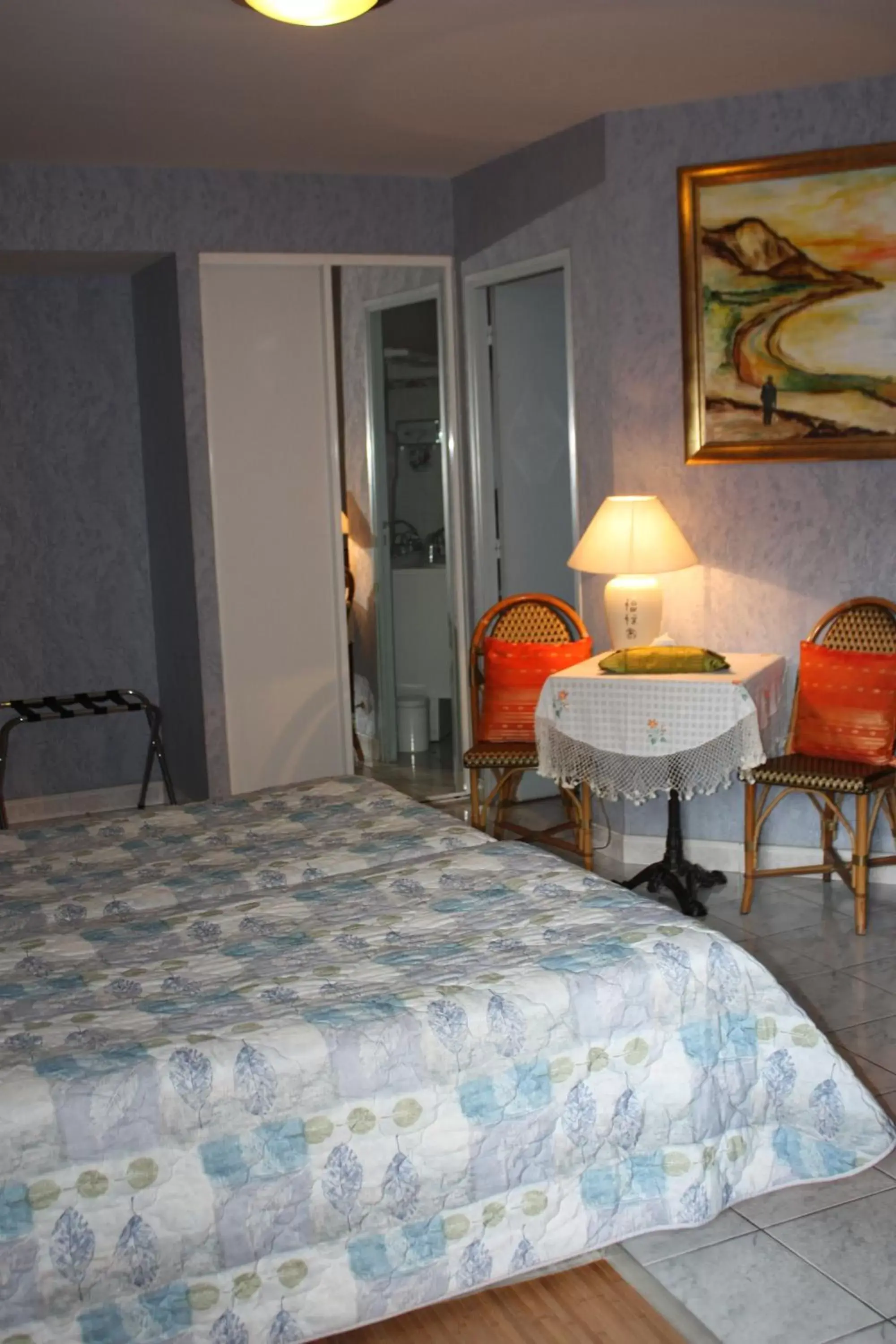 Bedroom, Bed in Hotel La Diligence