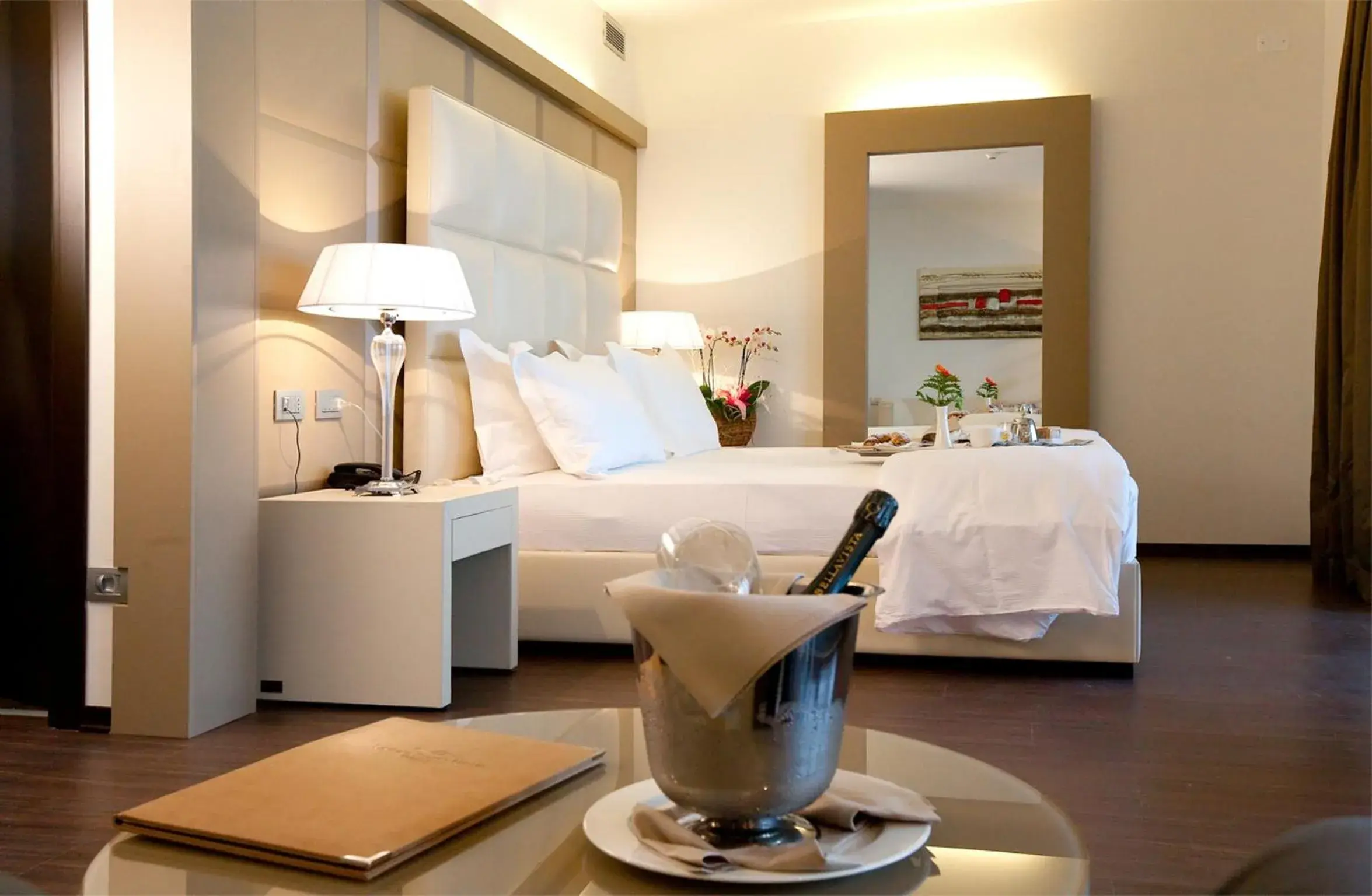 Bed in Laguna Palace Hotel Grado
