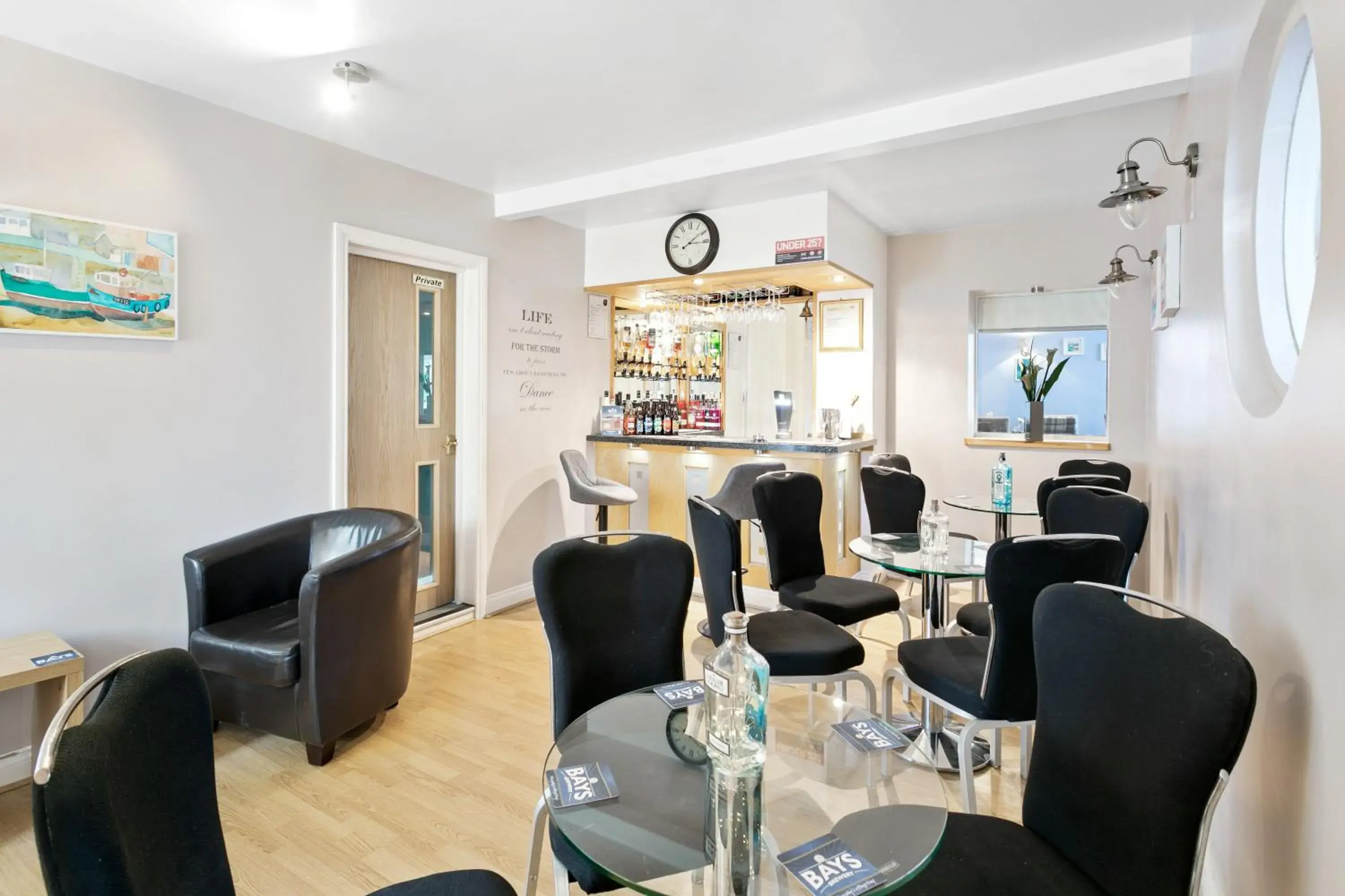 Lounge or bar in Mount Edgcombe
