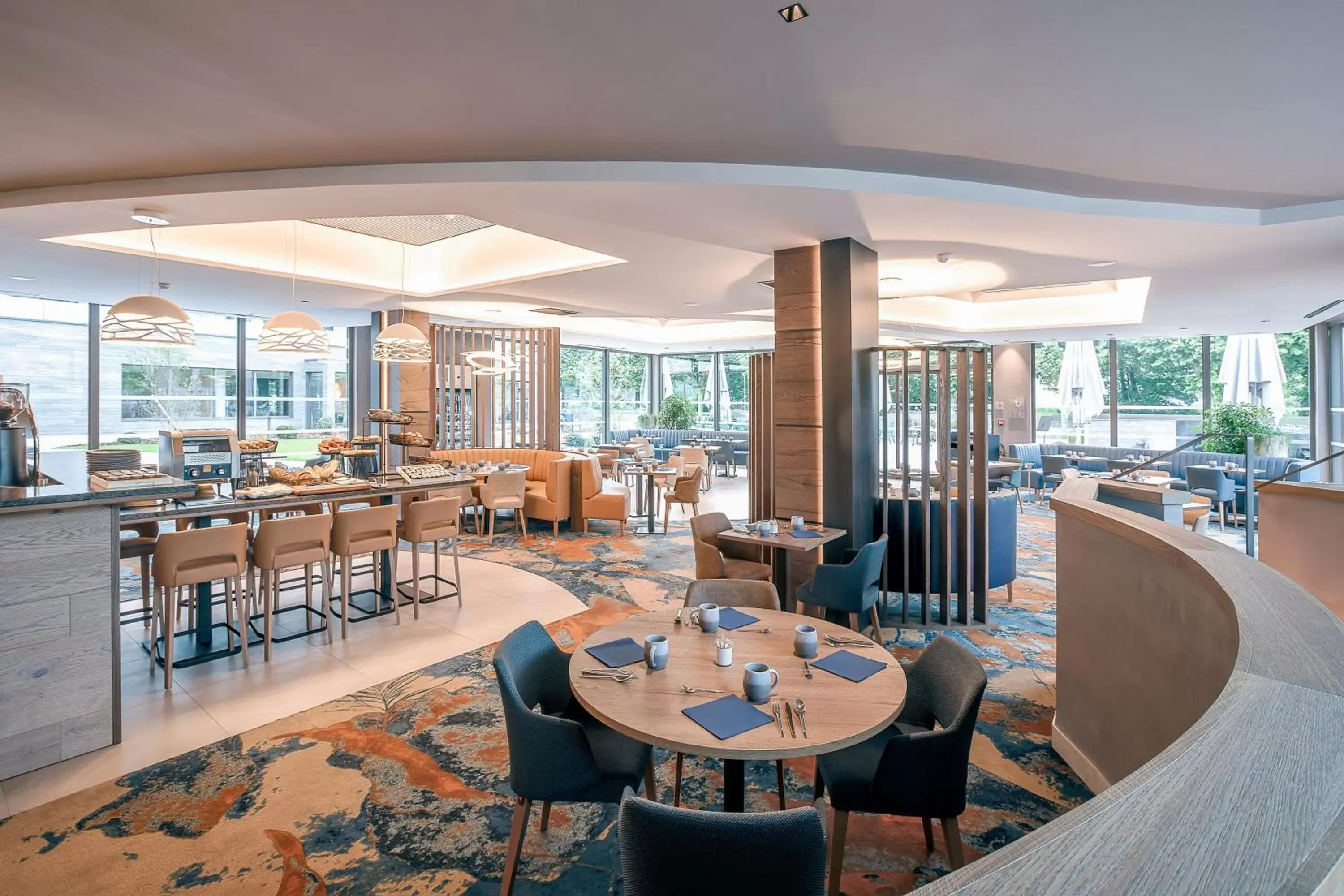 Buffet breakfast, Restaurant/Places to Eat in Rivage Hôtel & Spa Annecy