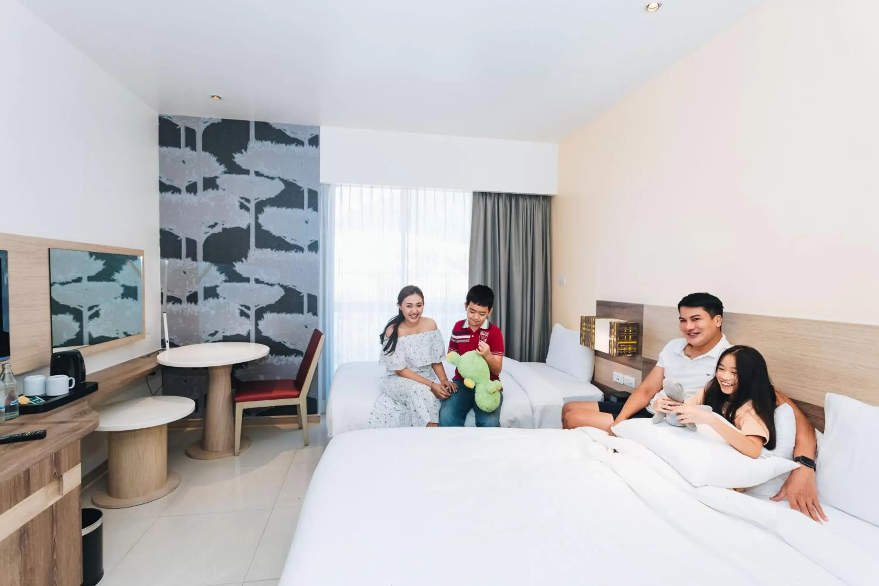 Family in Holiday Inn Express Phuket Patong Beach Central, an IHG Hotel