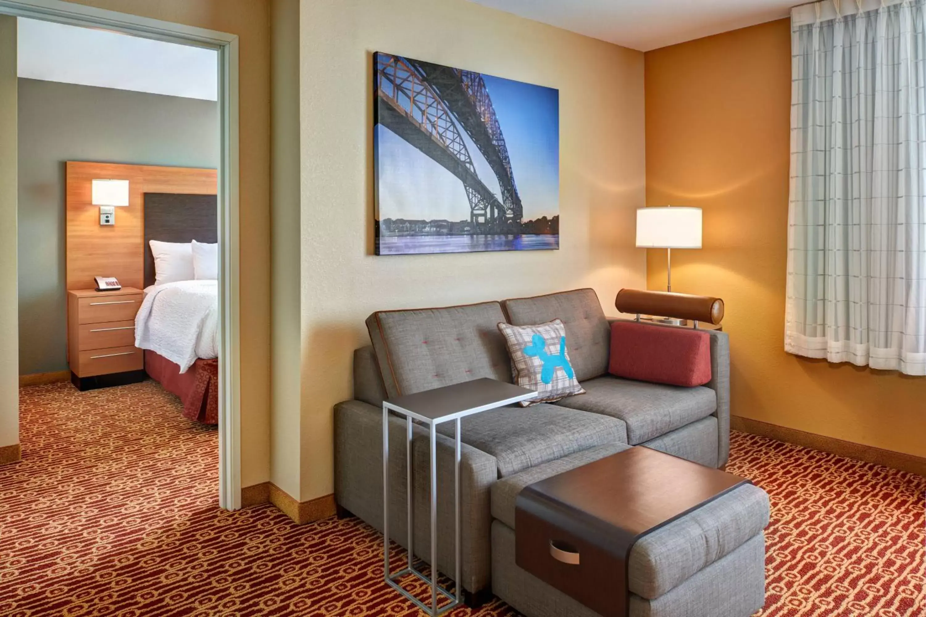 Bedroom, Seating Area in TownePlace Suites by Marriott Detroit Troy