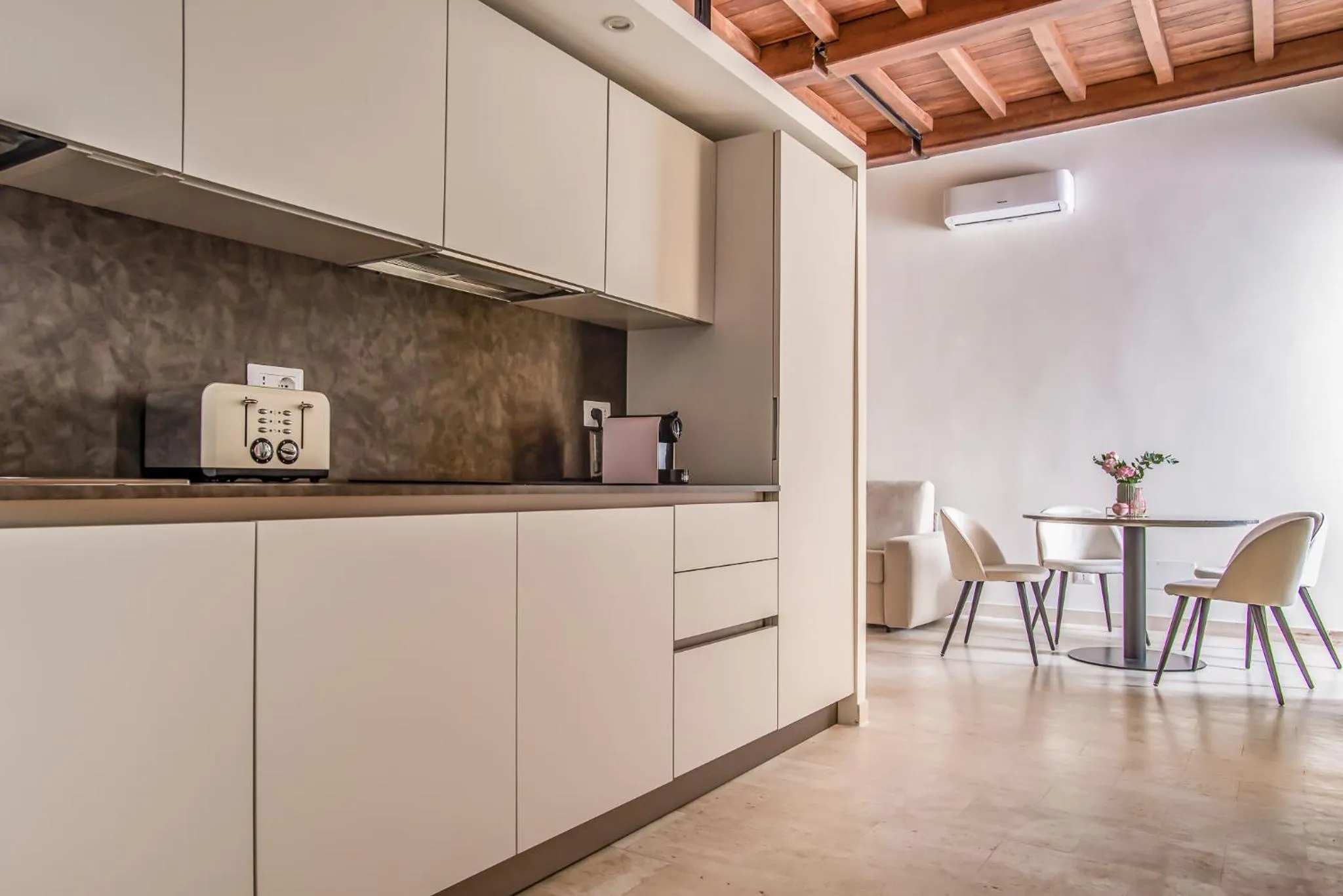 Kitchen or kitchenette in Grand Master Suites