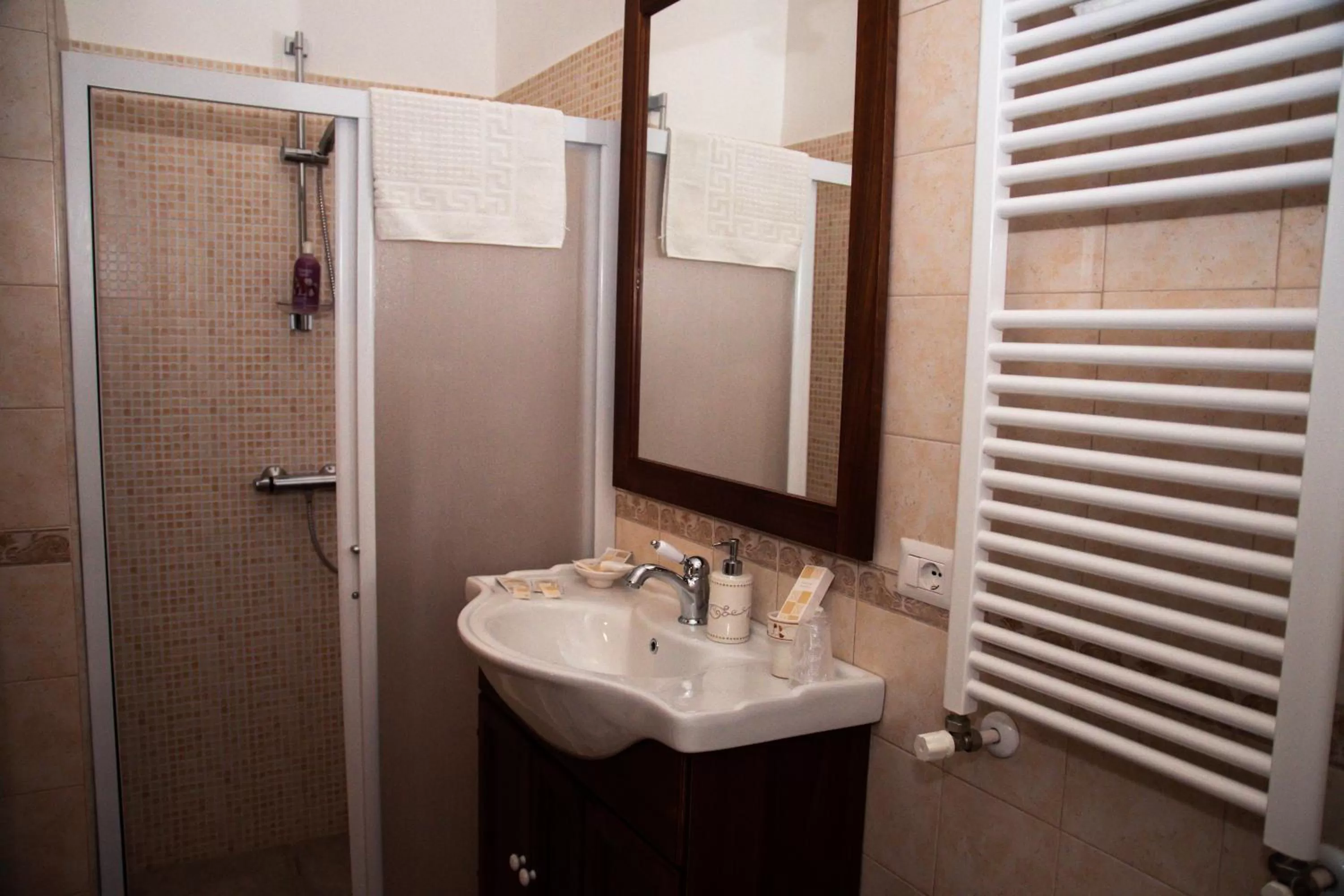 Bathroom in Trulli Donna Isabella