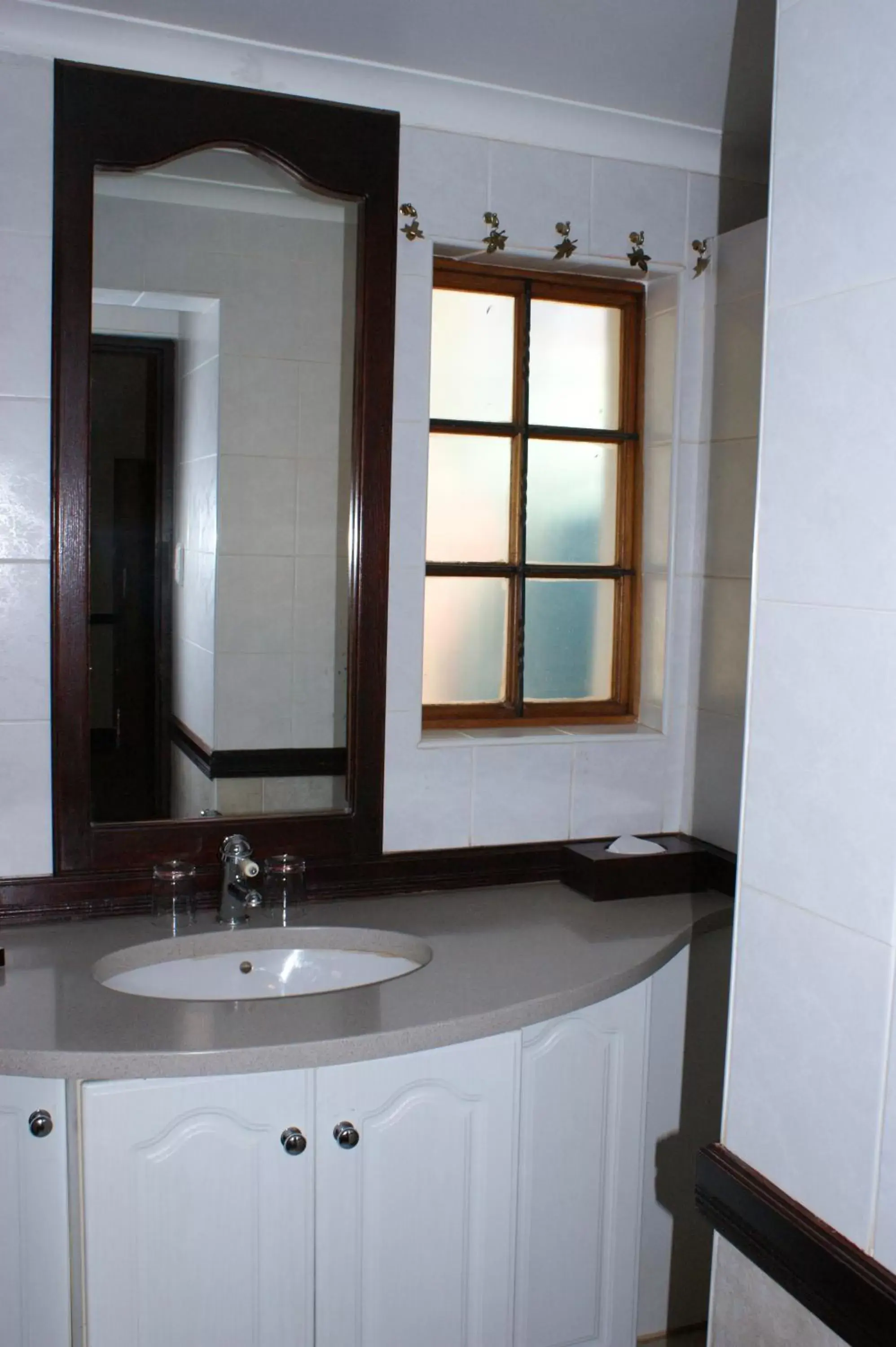 Bathroom in Kievits Kroon Gauteng Wine Estate