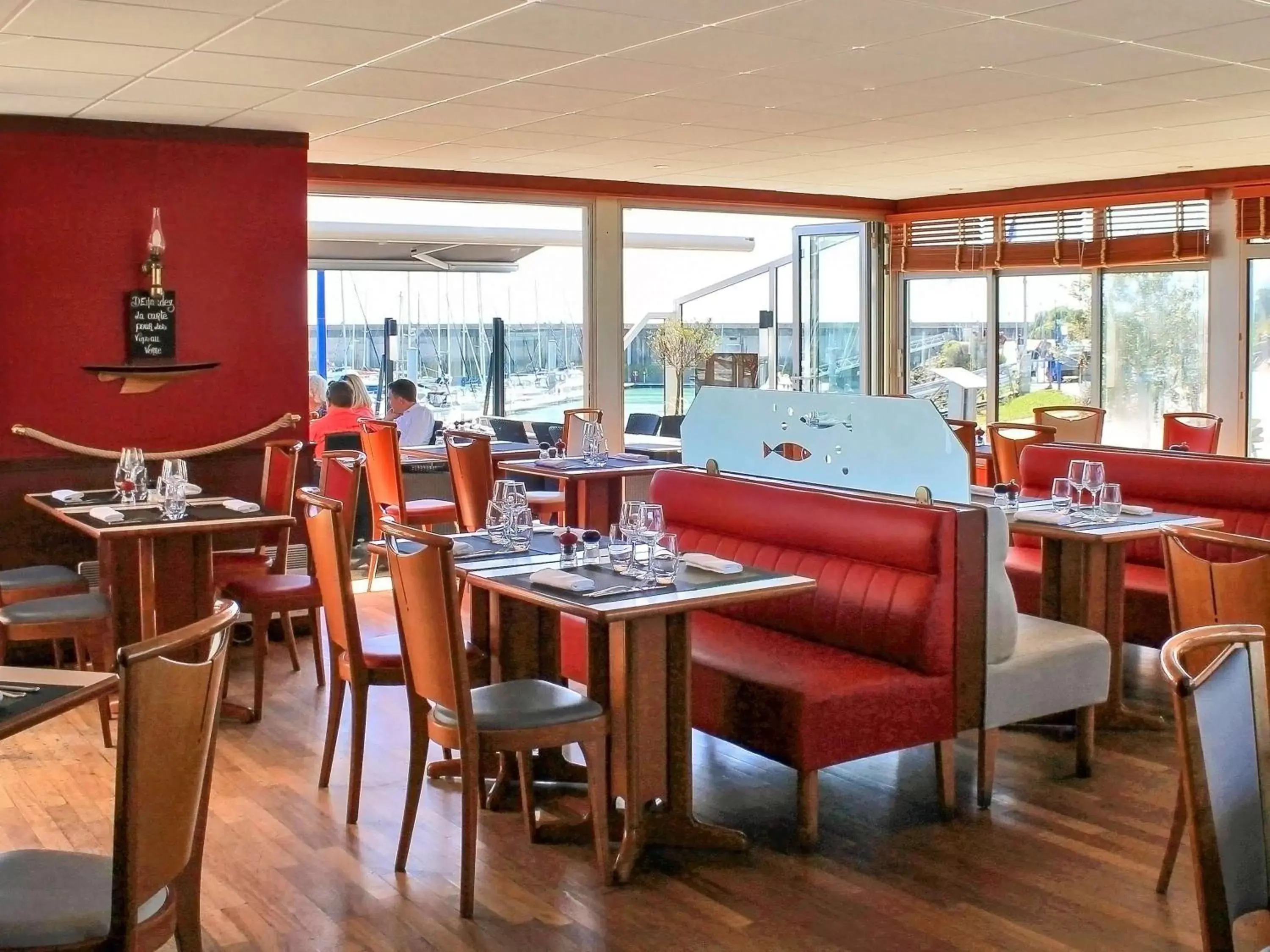 Restaurant/Places to Eat in ibis Granville Port De Plaisance