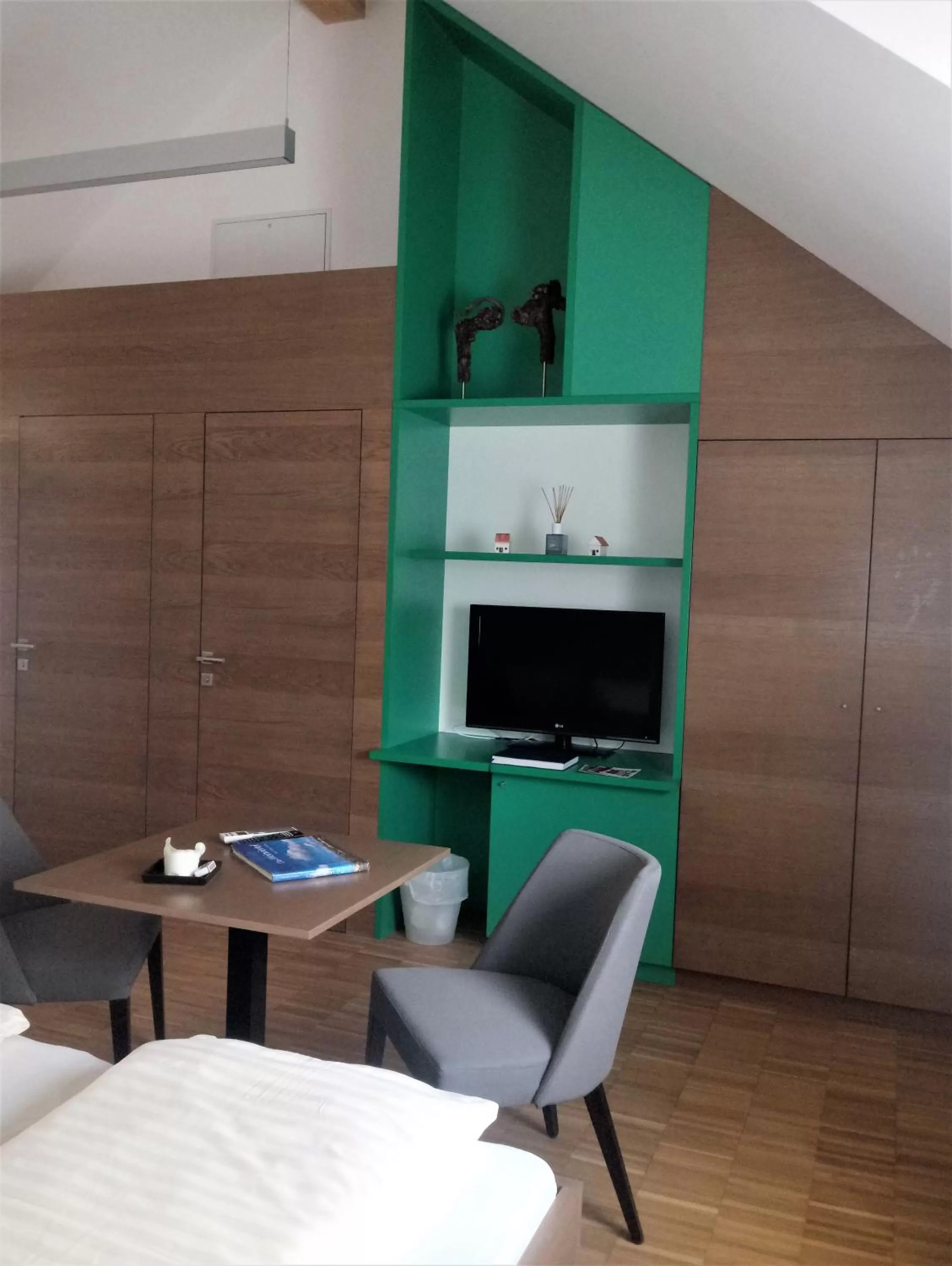 Seating area in Hotel Eisenhuthaus