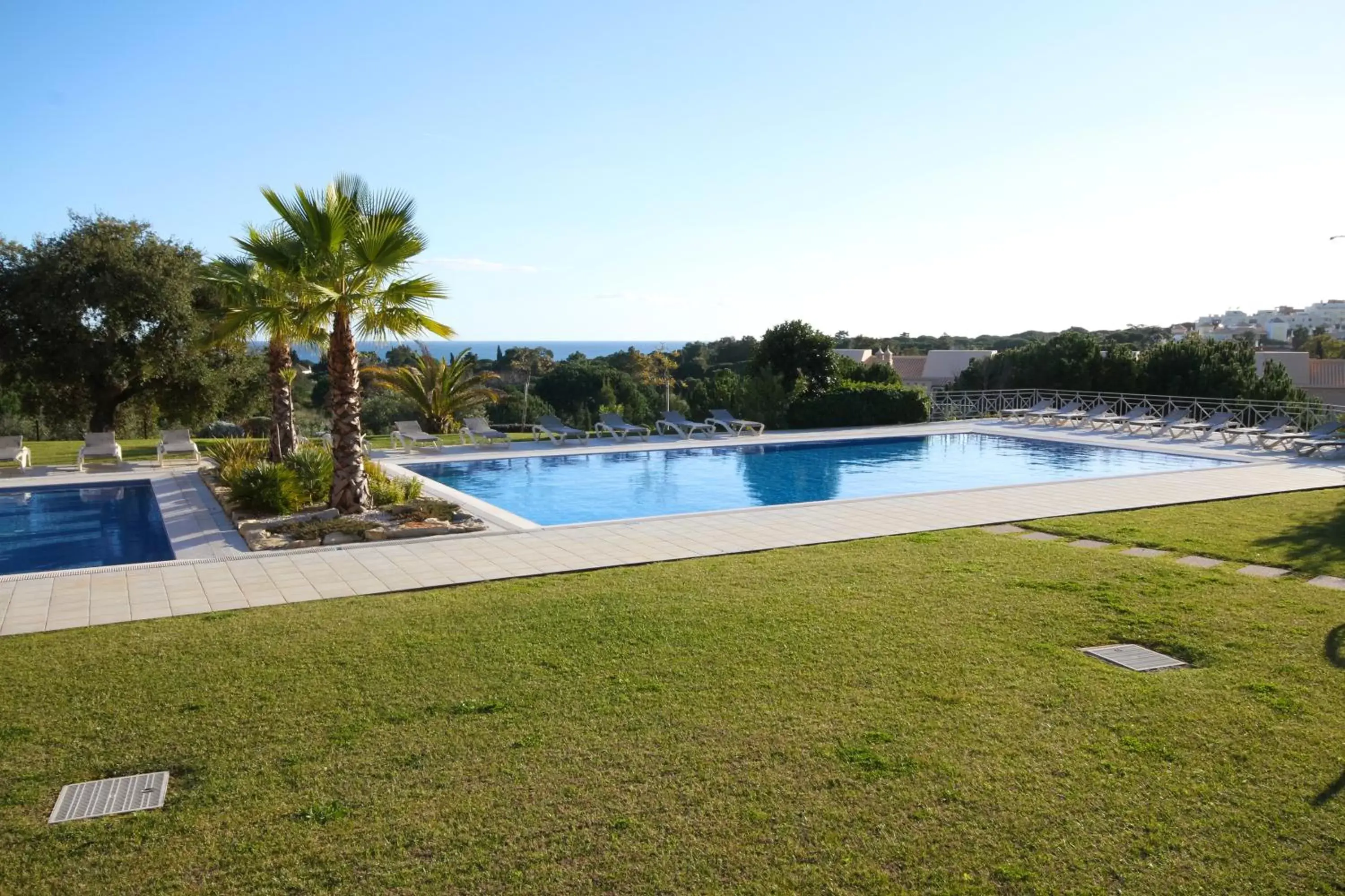 Swimming Pool in Pinheiros da Balaia Villas