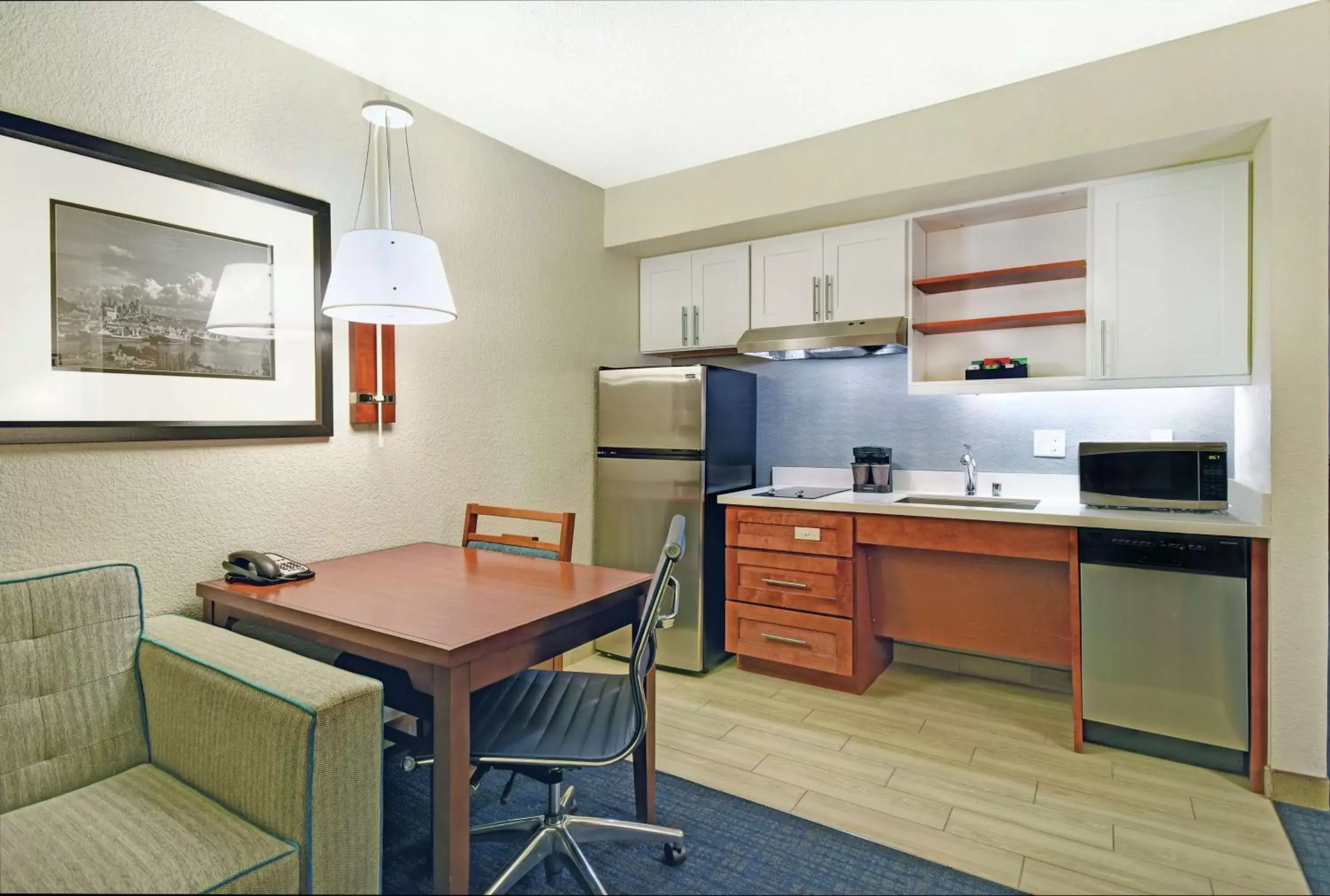Bedroom, Kitchen/Kitchenette in Homewood Suites by Hilton Seattle Downtown