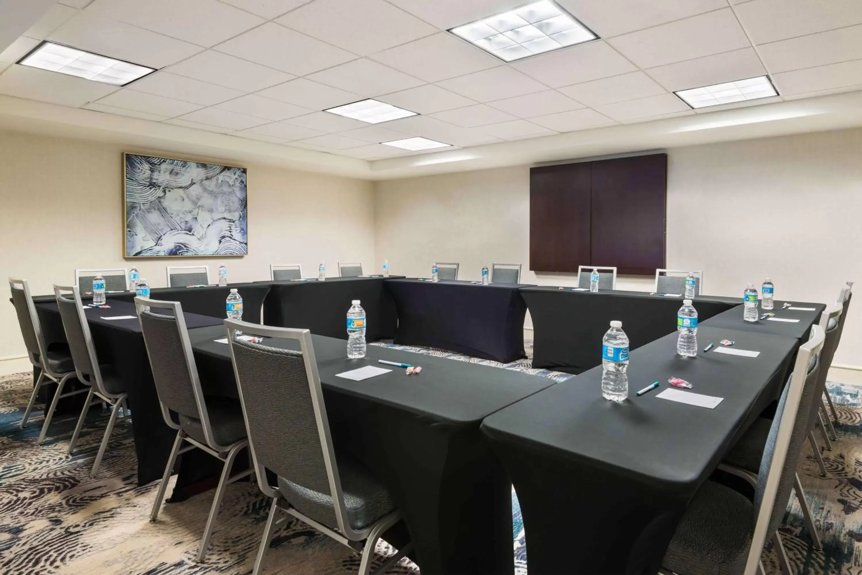 Meeting/conference room in Homewood Suites by Hilton Tampa Airport - Westshore