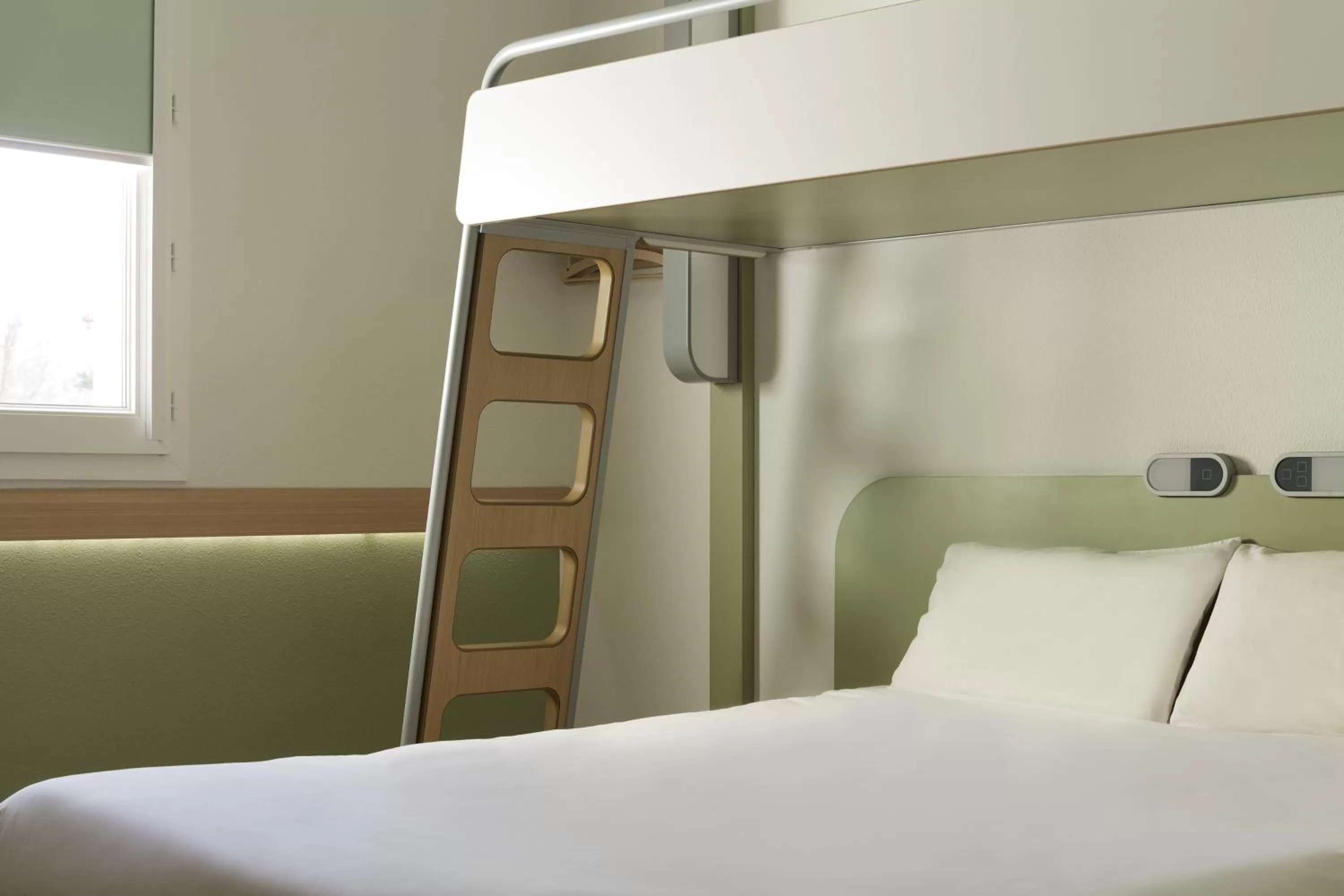 bunk bed, Bed in ibis budget Bordeaux Centre Bastide