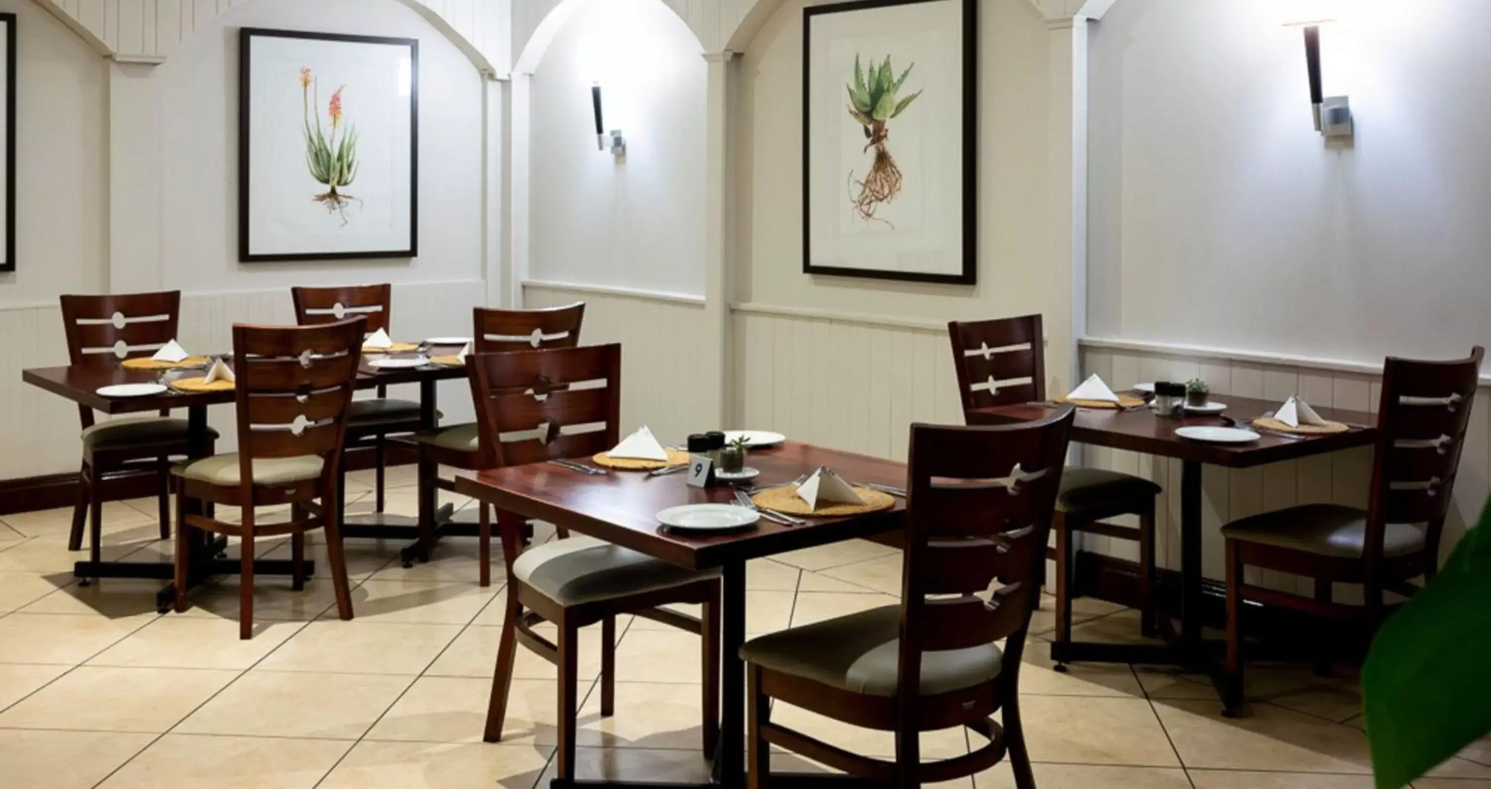 Restaurant/Places to Eat in ANEW Hotel Hluhluwe