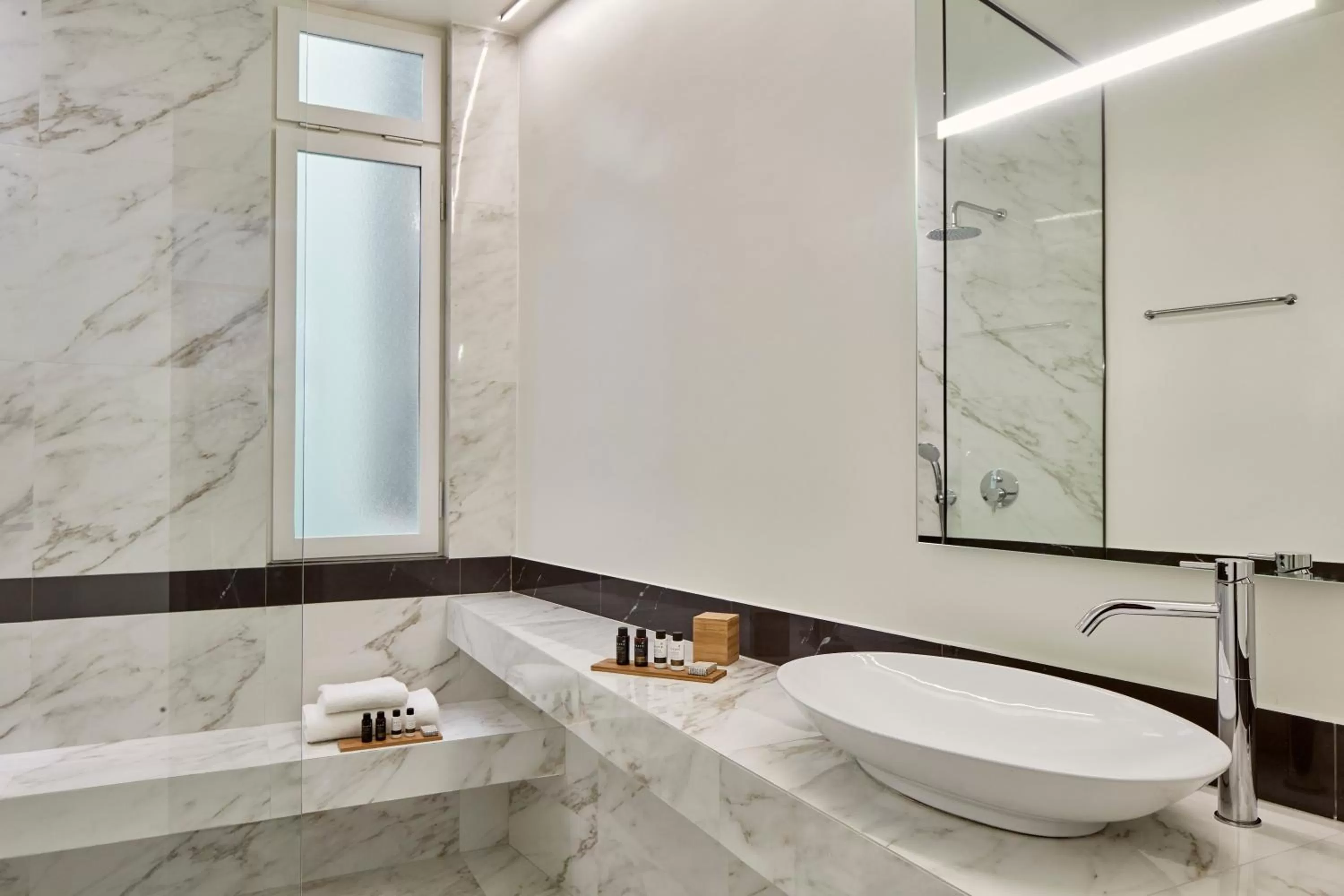 Shower in The Zillers Boutique Hotel