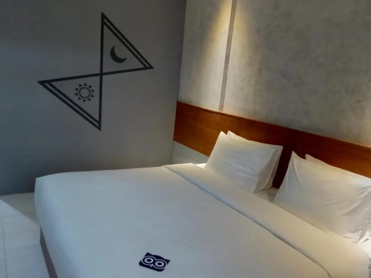 Bed in Nite & Day MDC Puncak - Gadog