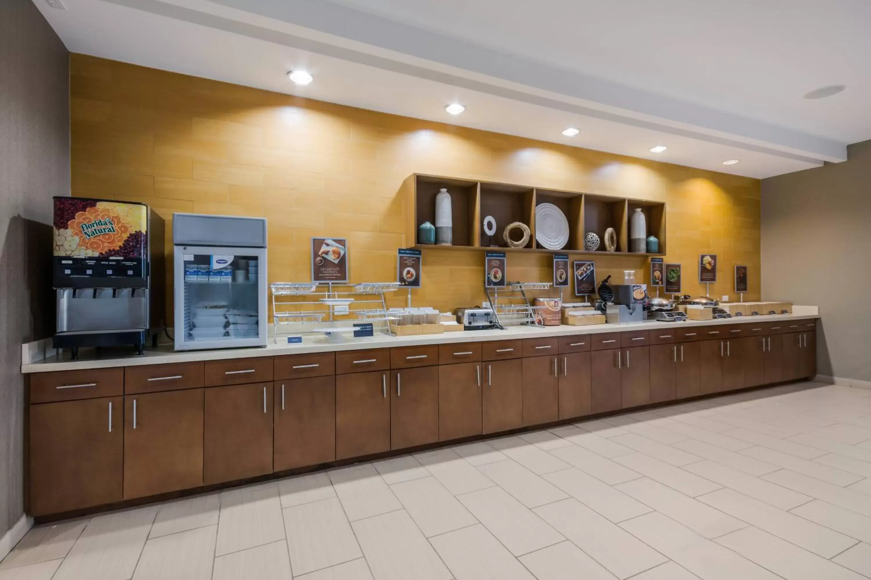 Breakfast, Restaurant/Places to Eat in SpringHill Suites by Marriott Enid