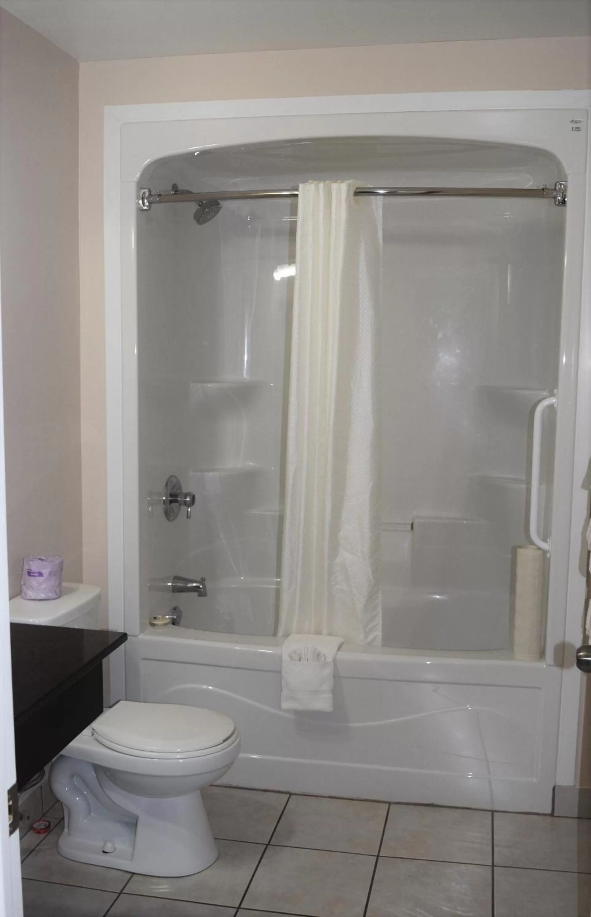 Knights Inn Arnprior