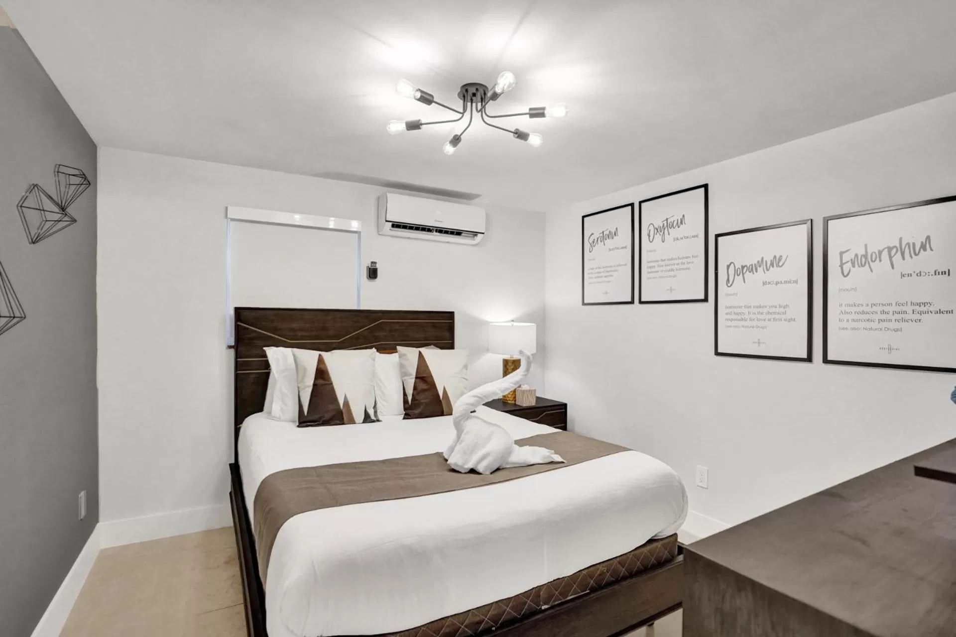 Other, Bed in RA suites