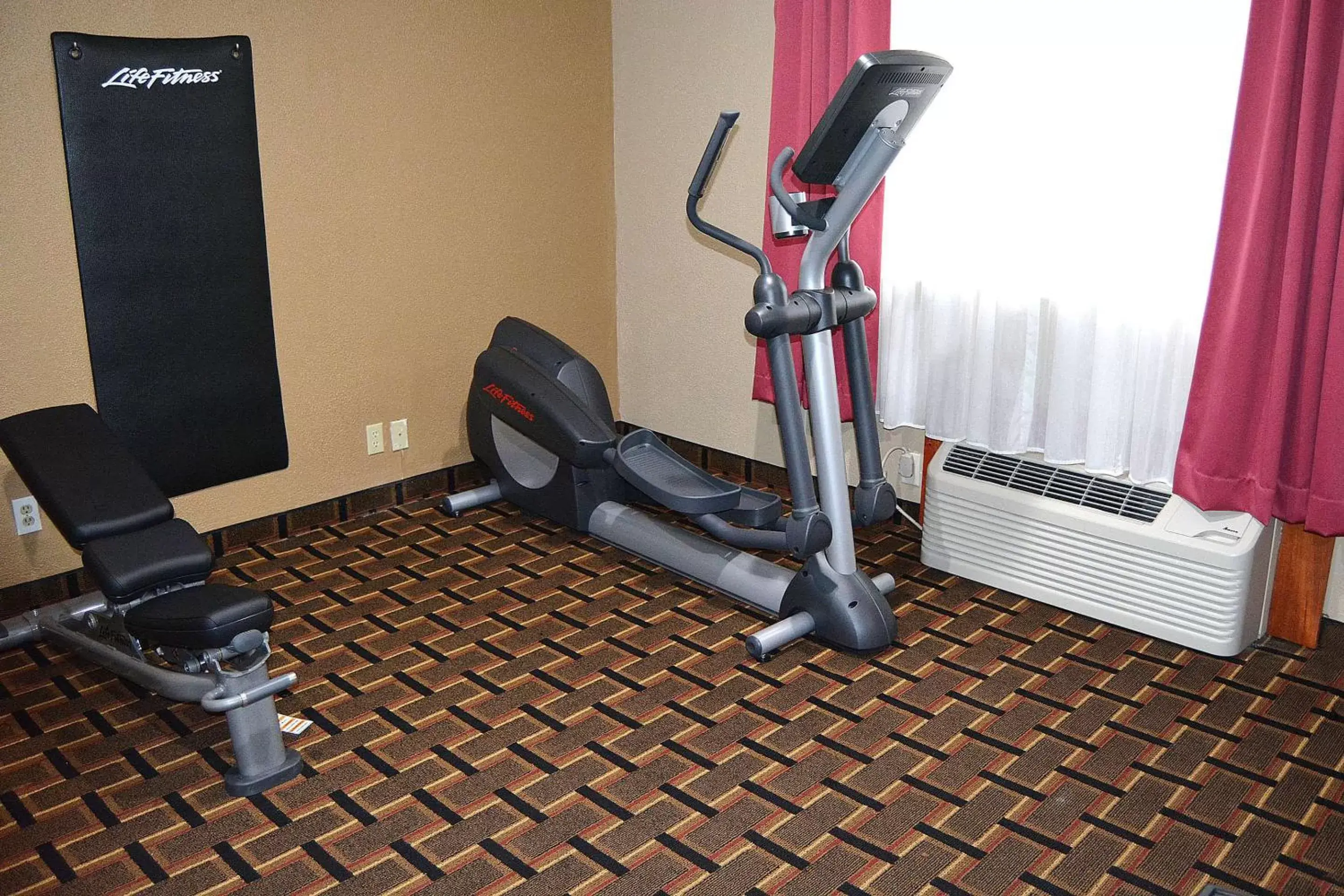 Fitness centre/facilities, Fitness Center/Facilities in Quality Inn Raynham - Taunton