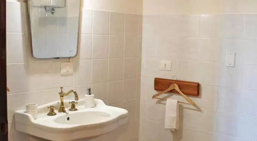 Bathroom in Castello Girasole