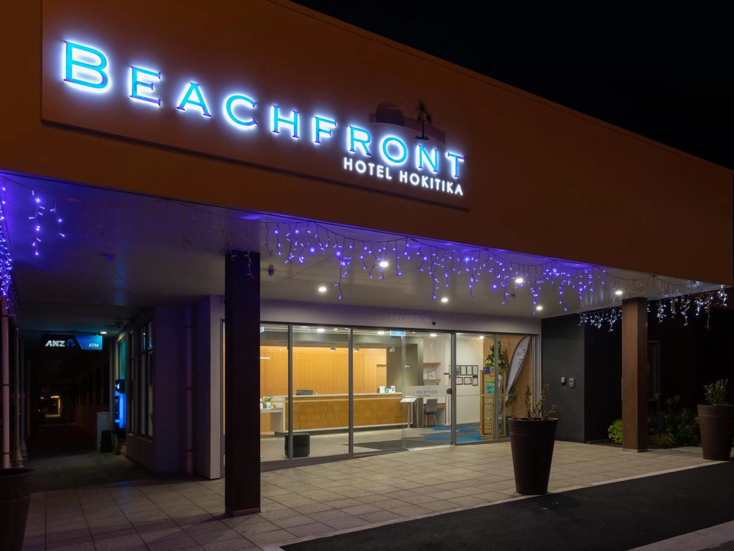 Property building in Beachfront Hotel Hokitika