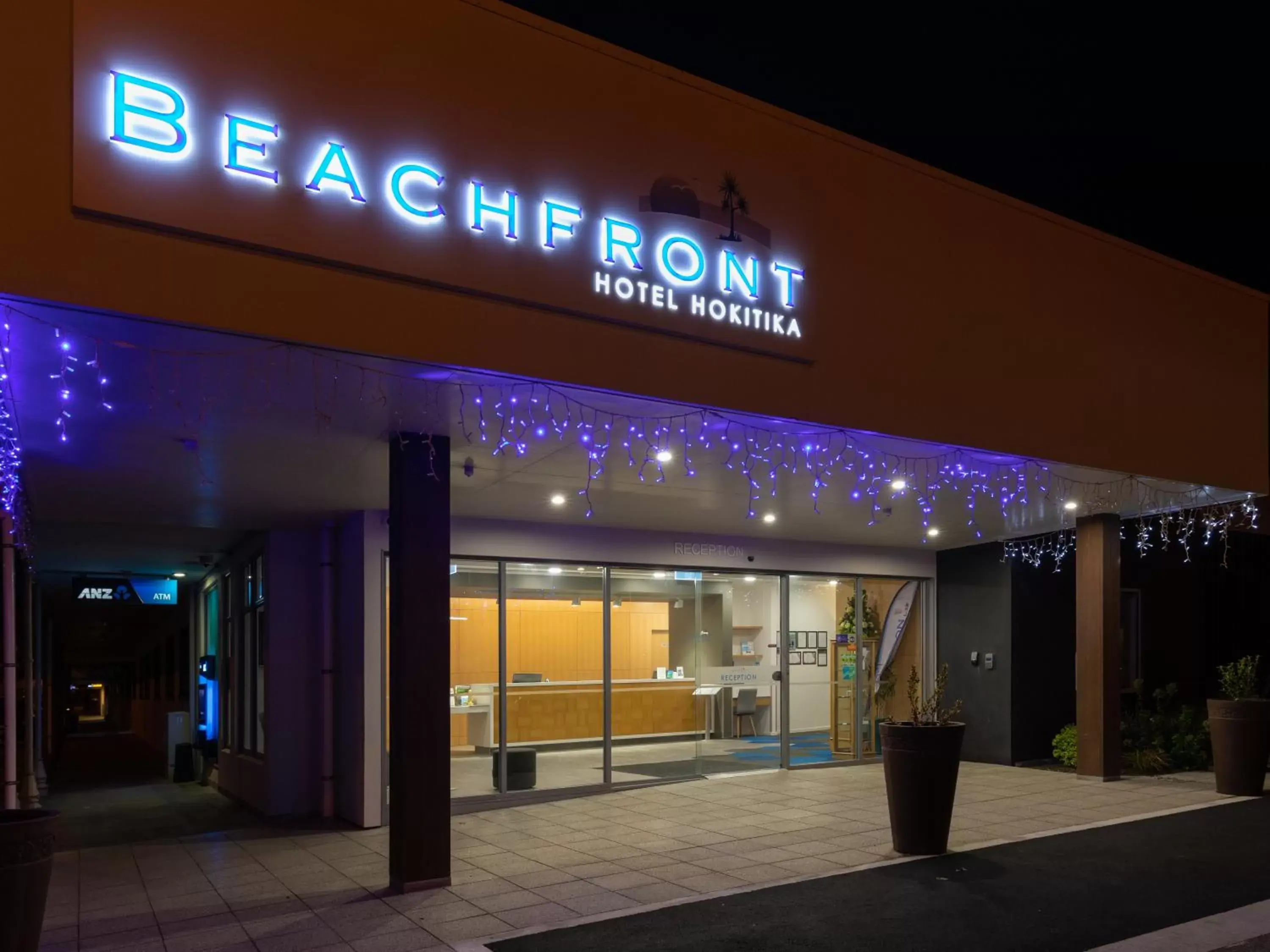 Property Building in Beachfront Hotel Hokitika