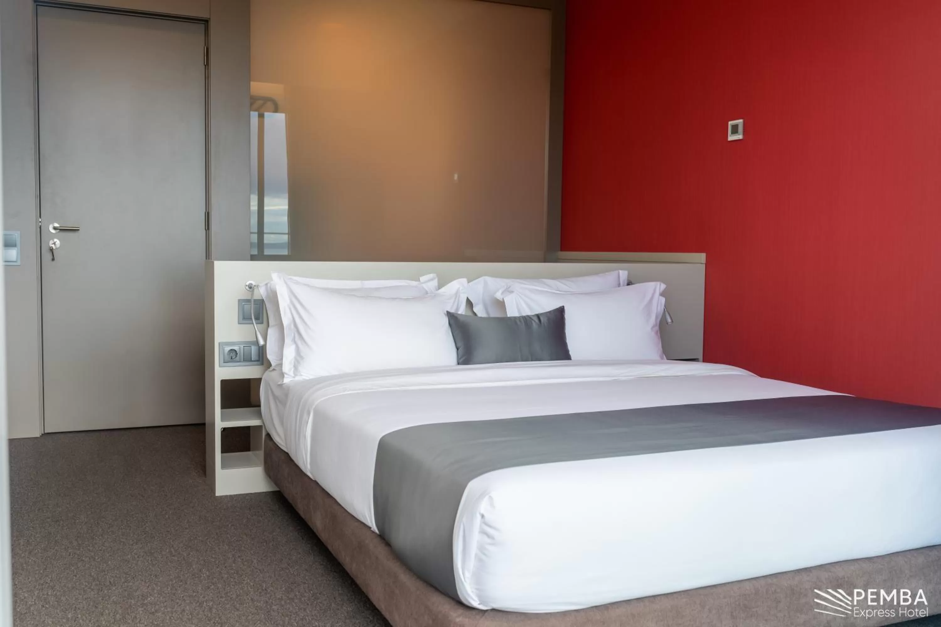 Bed in Pemba Express Hotel