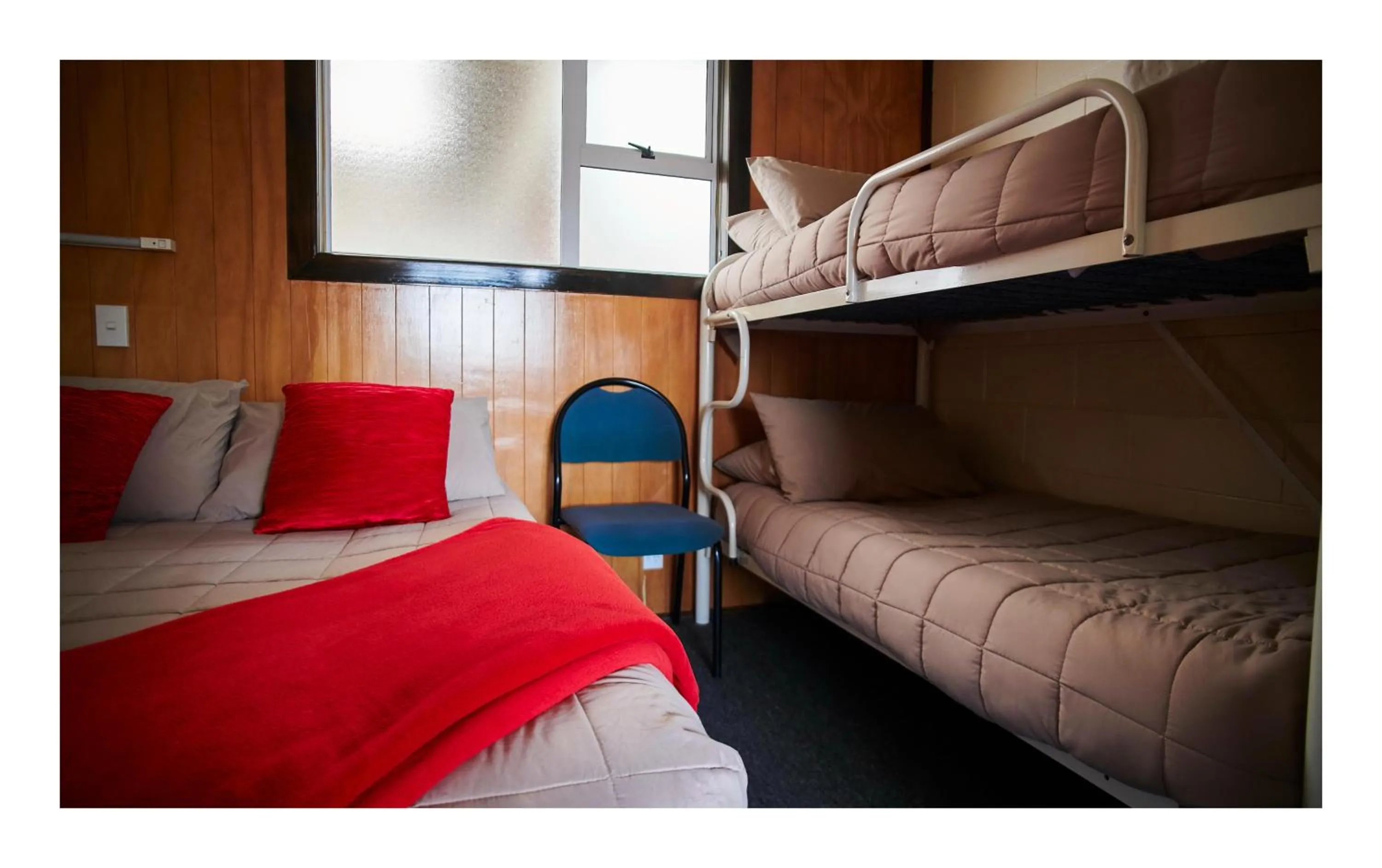 Bed in Greymouth Seaside TOP 10 Holiday Park