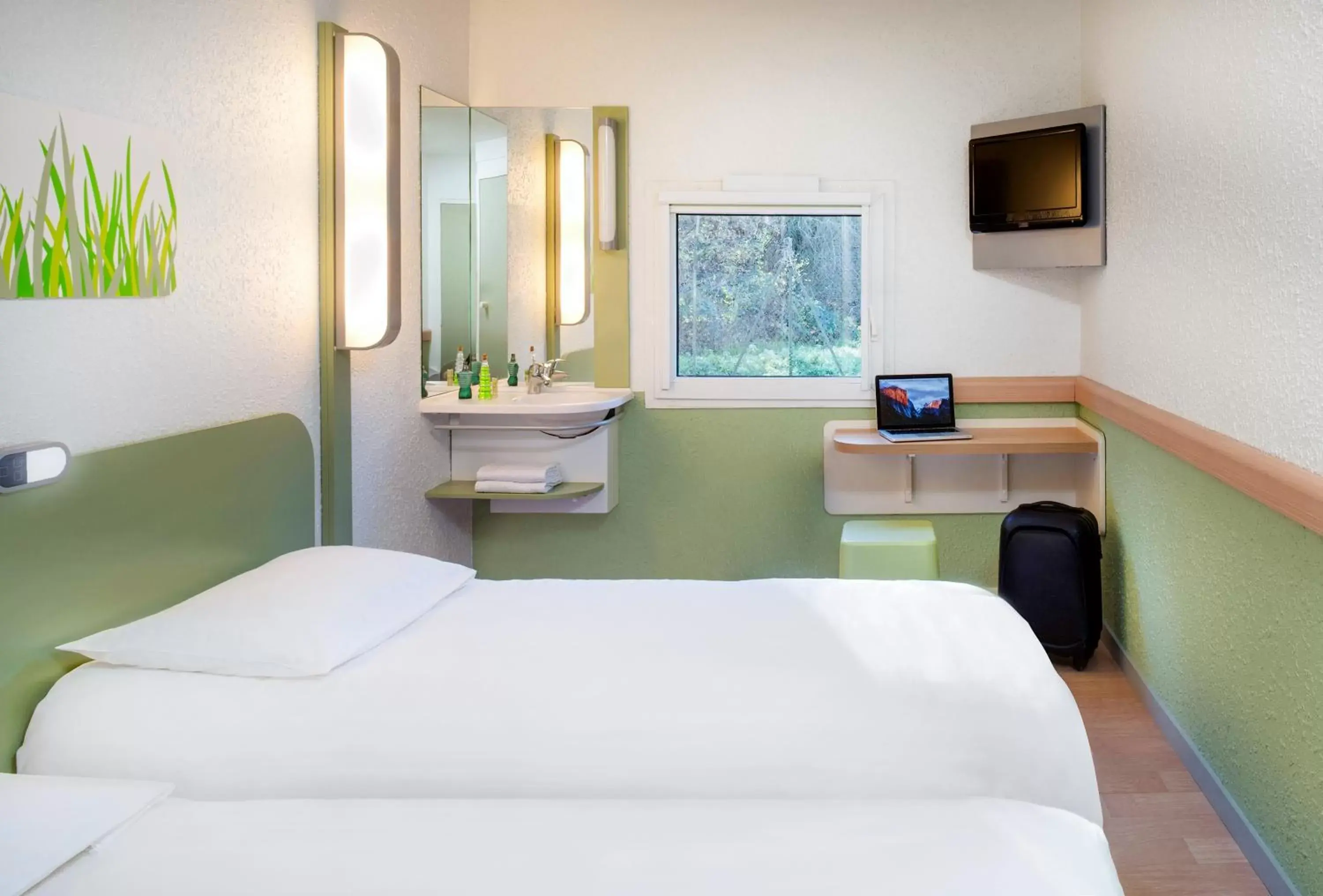 Twin Room in Hotel Ibis Budget Vichy Twin Room in Hotel Ibis Budget Vichy