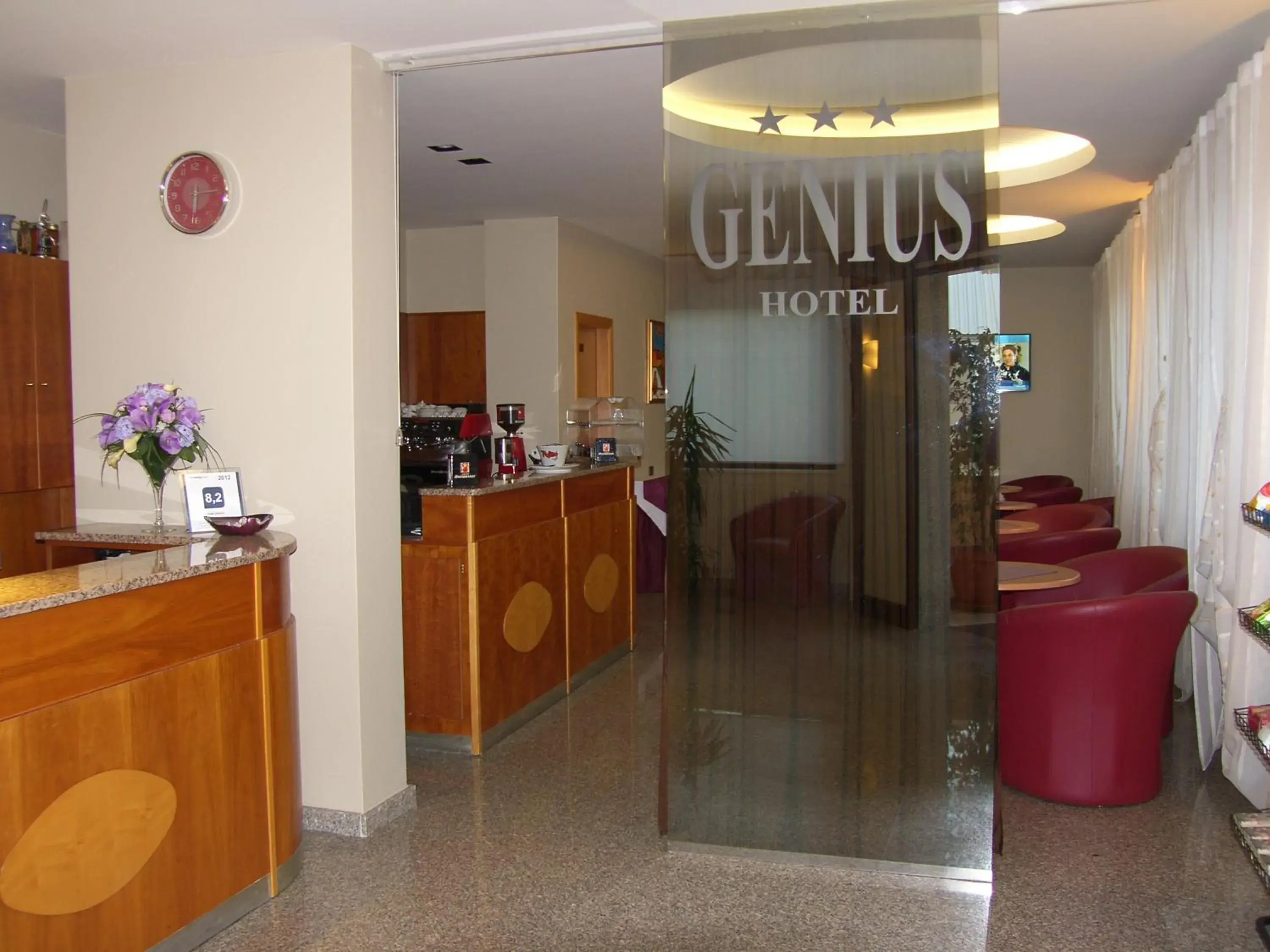 Lobby/Reception in Hotel Genius