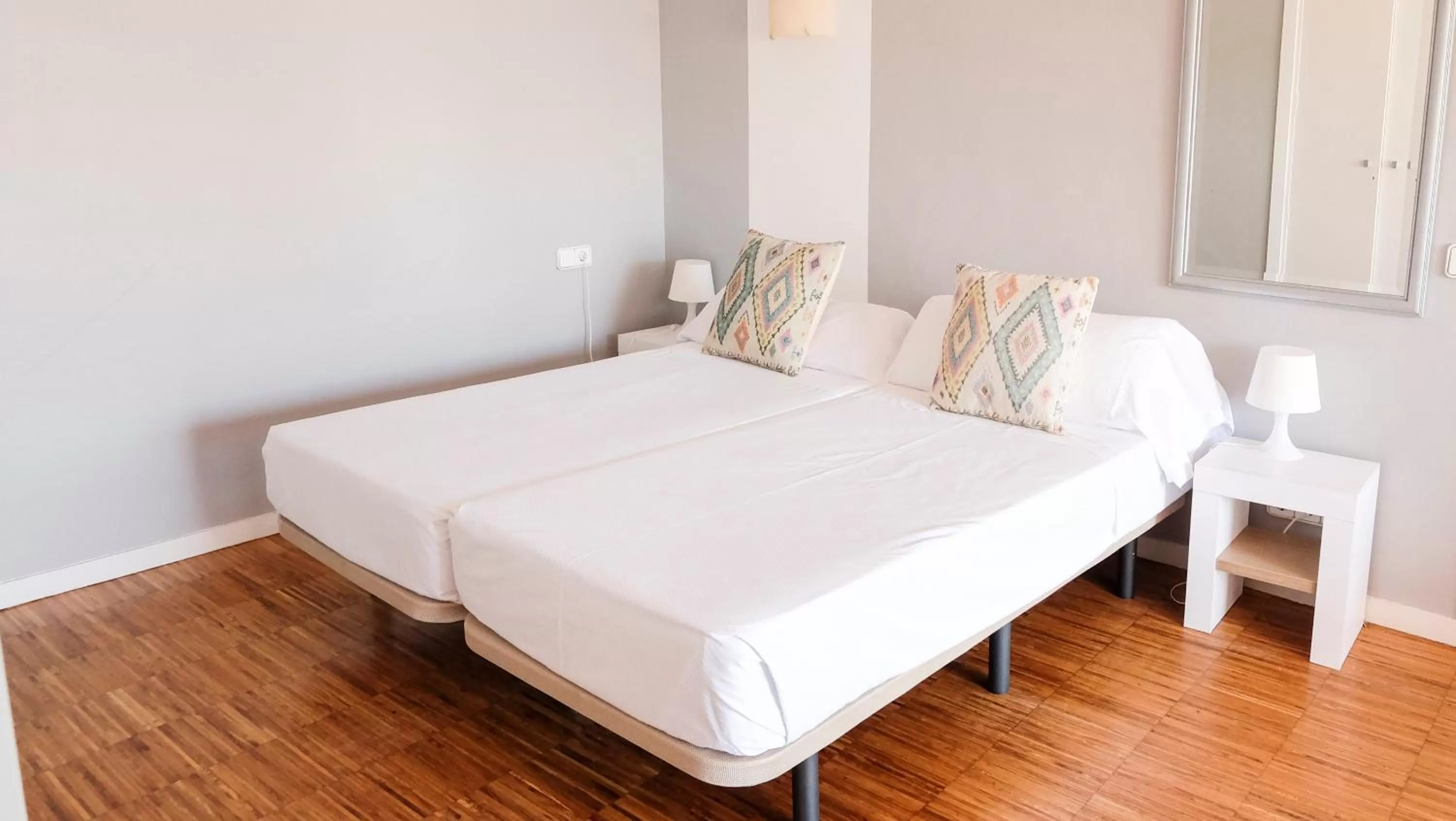 Double or Twin Room with Balcony in Hotel Subur