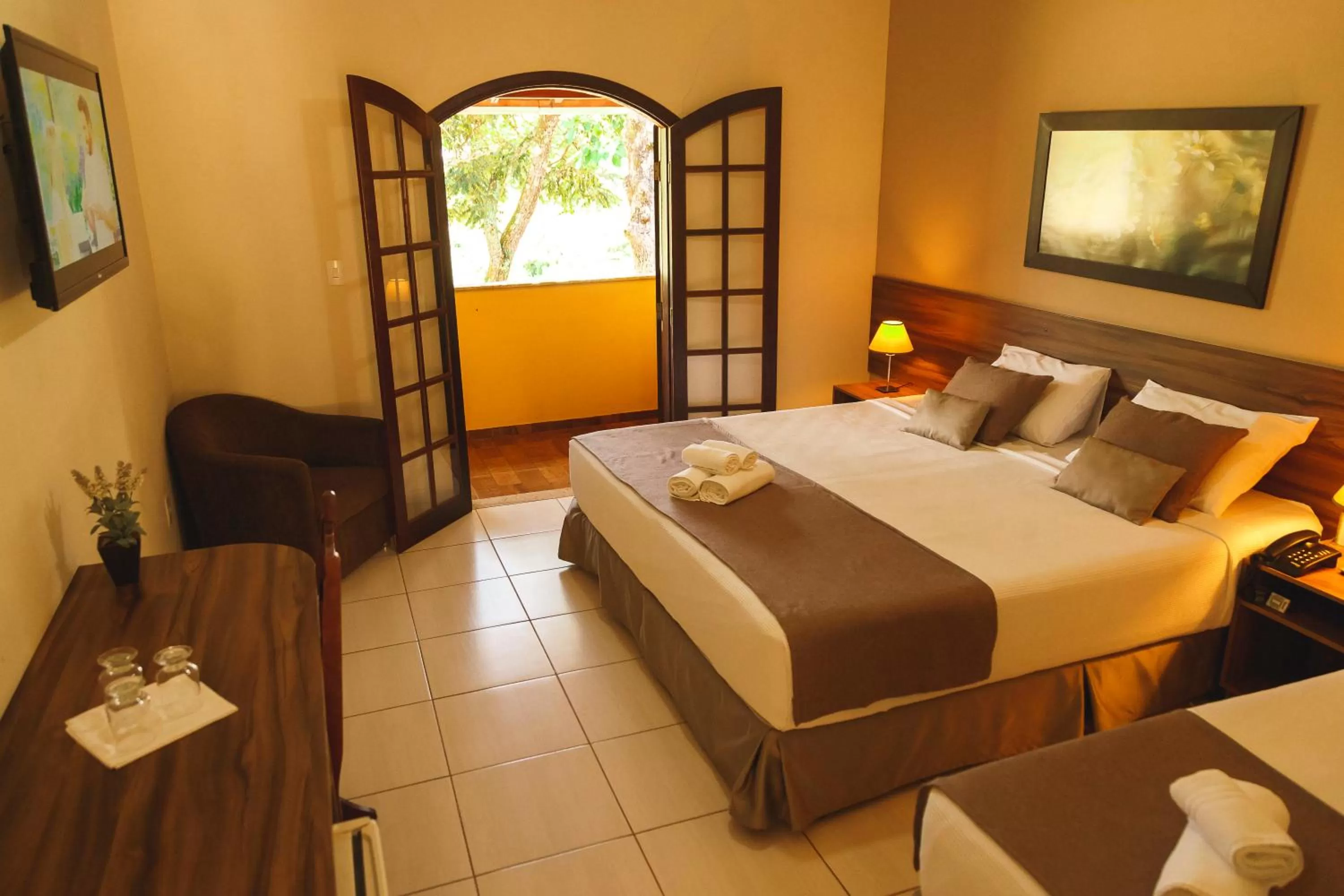 Photo of the whole room, Bed in Pousada Le Sapê