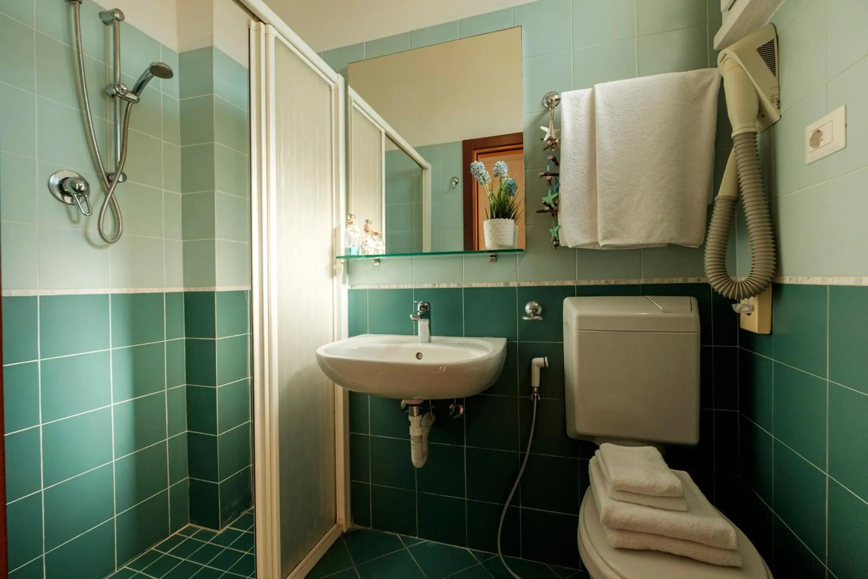Bathroom in Hotel Oceanic