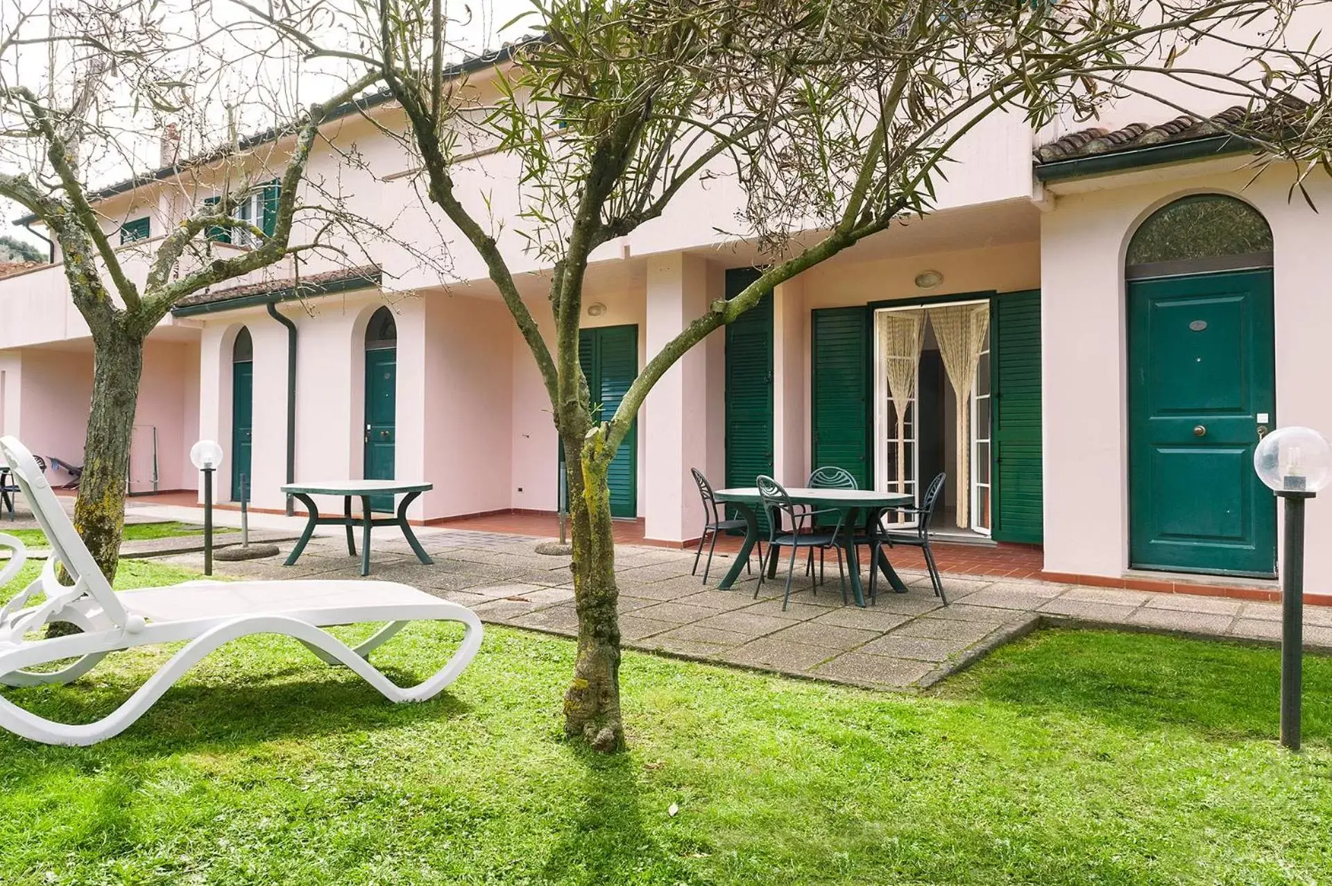 Garden view in Massa Vecchia