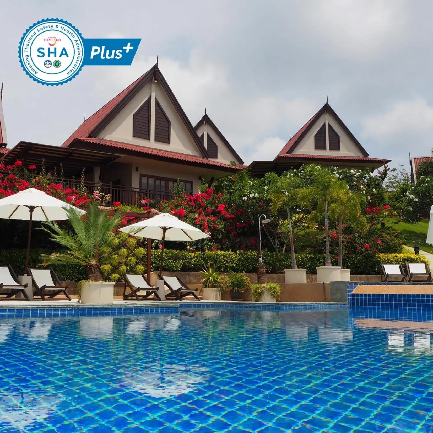 Swimming Pool in Baan KanTiang See Villas - SHA Extra Plus