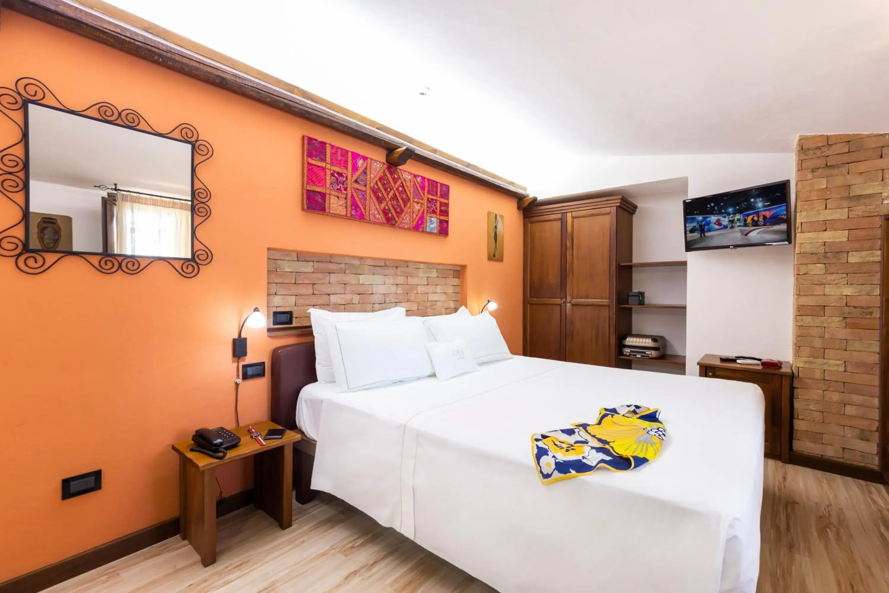 Bedroom in Hotel Rocca Della Sena