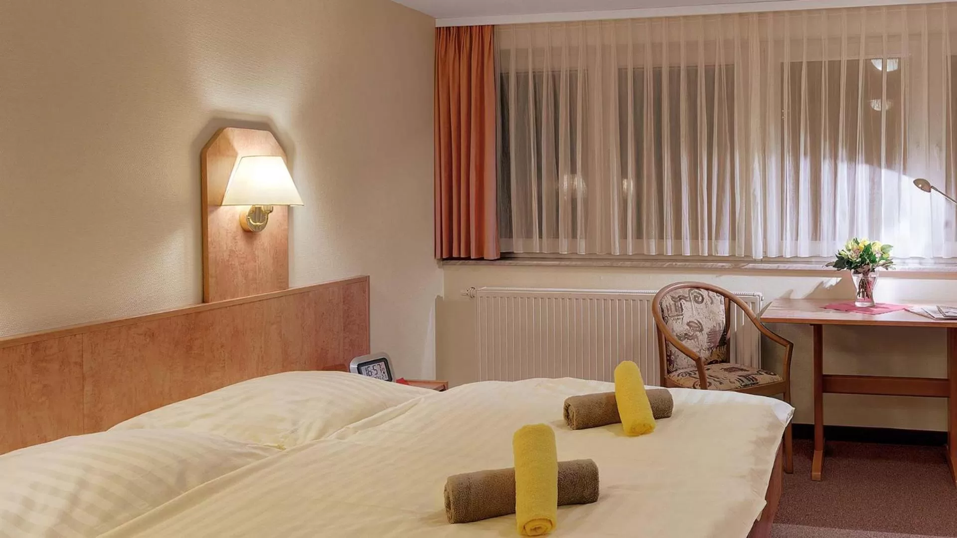 Bed in Hotel Thüringenschanze